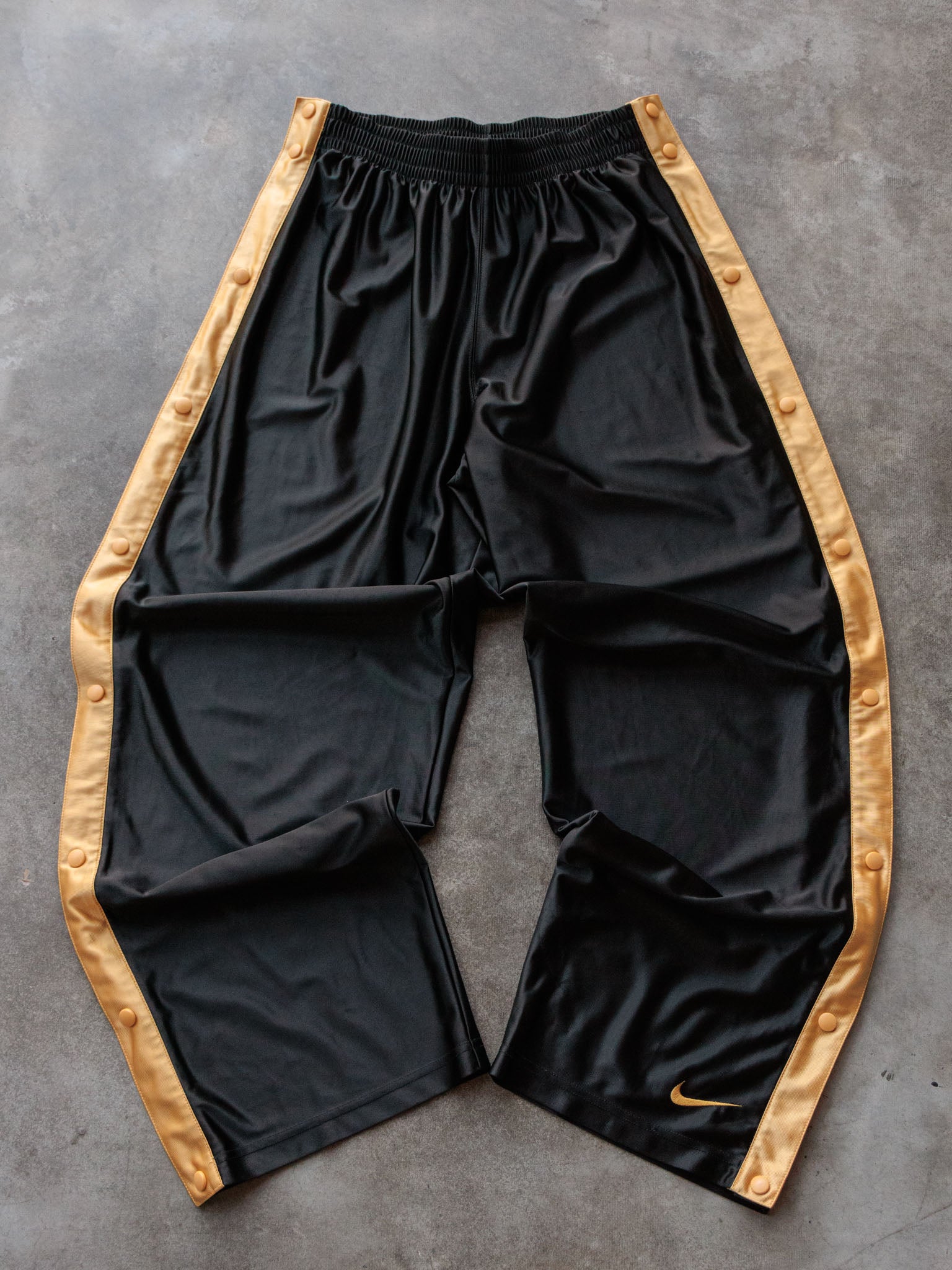 Vintage 00s Black Nike Snap Track Pants (XL)