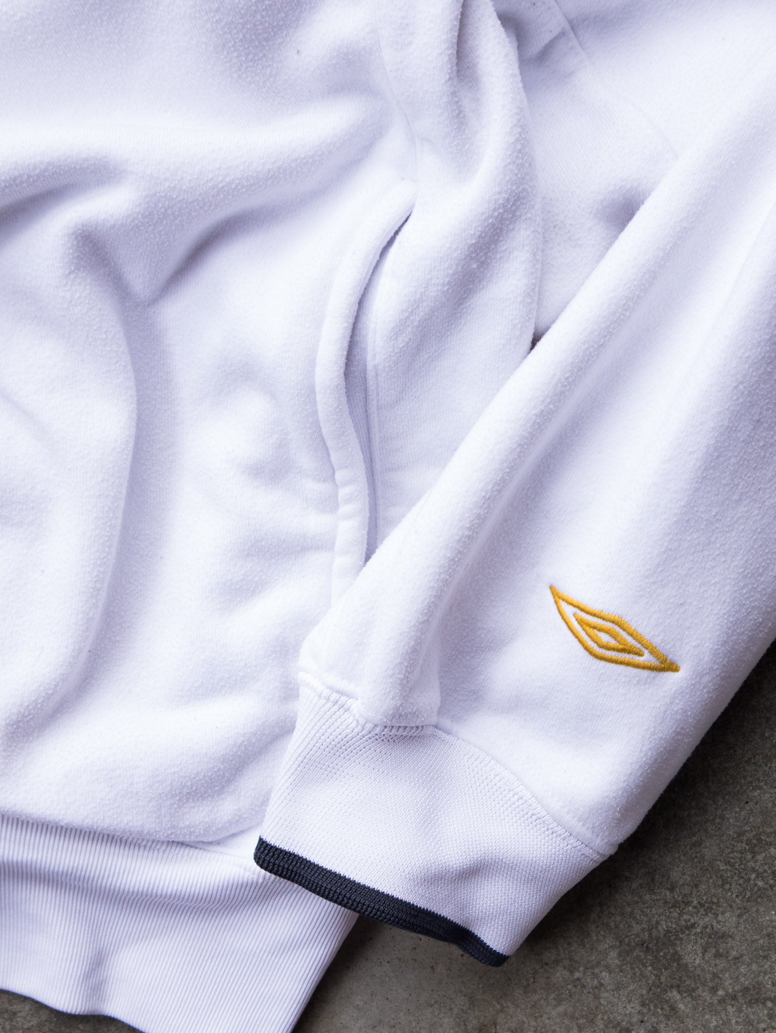 Vintage White Umbro Hoodie (XL)