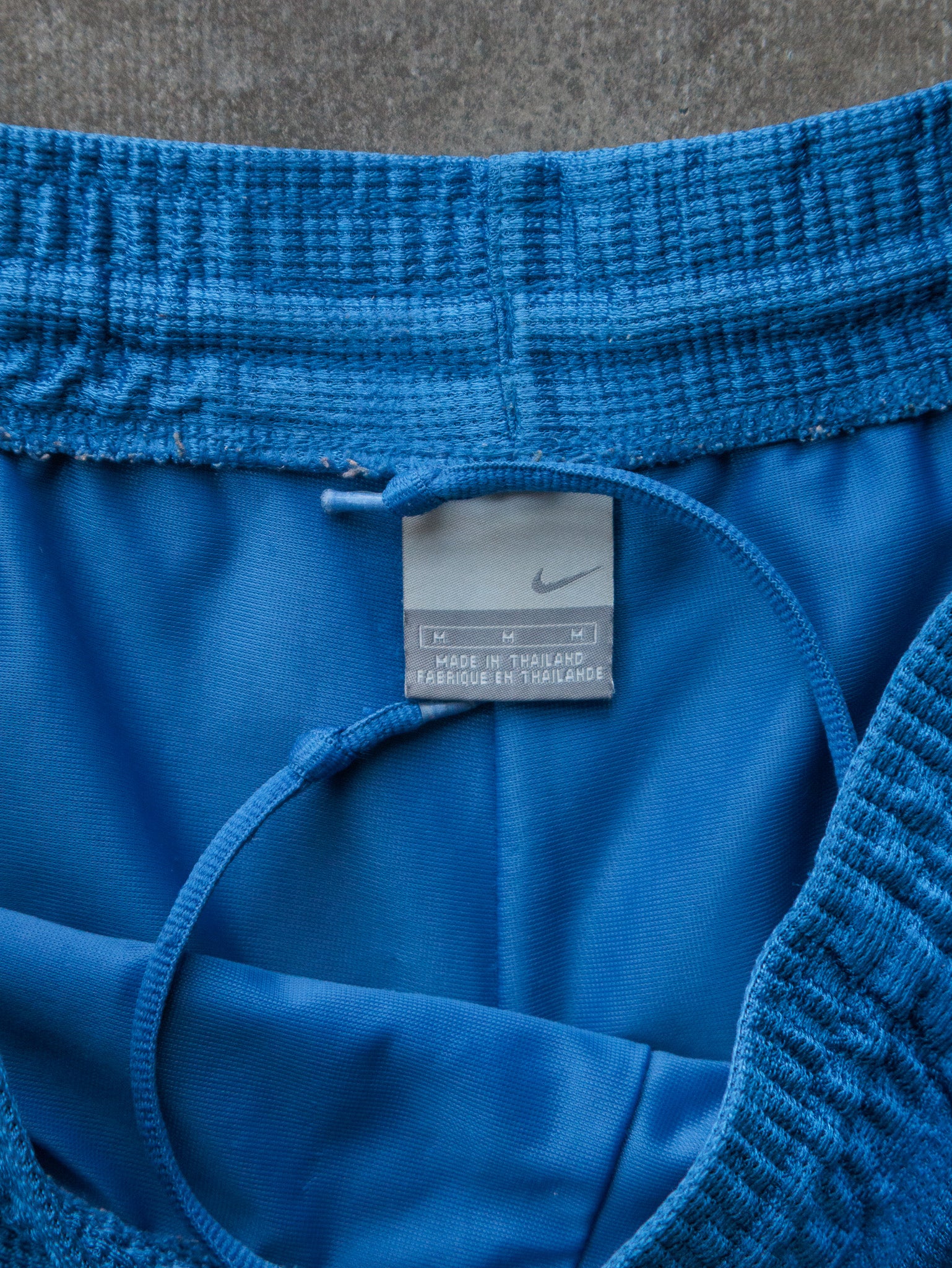 Vintage 00s Blue Nike Shorts (M)