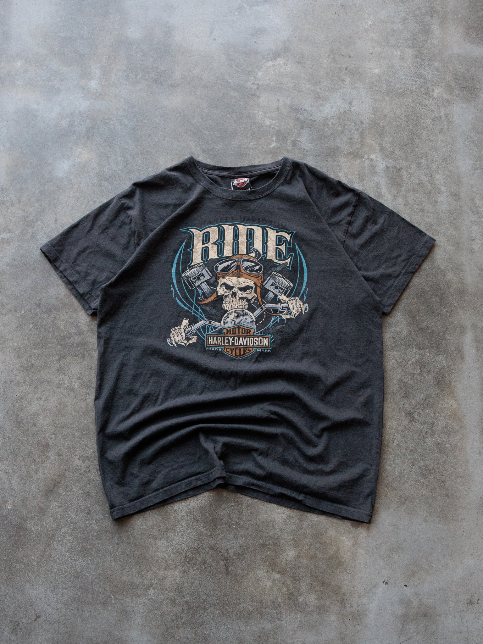 Vintage Black Harley-Davidson Milwaukee Tee (XL)