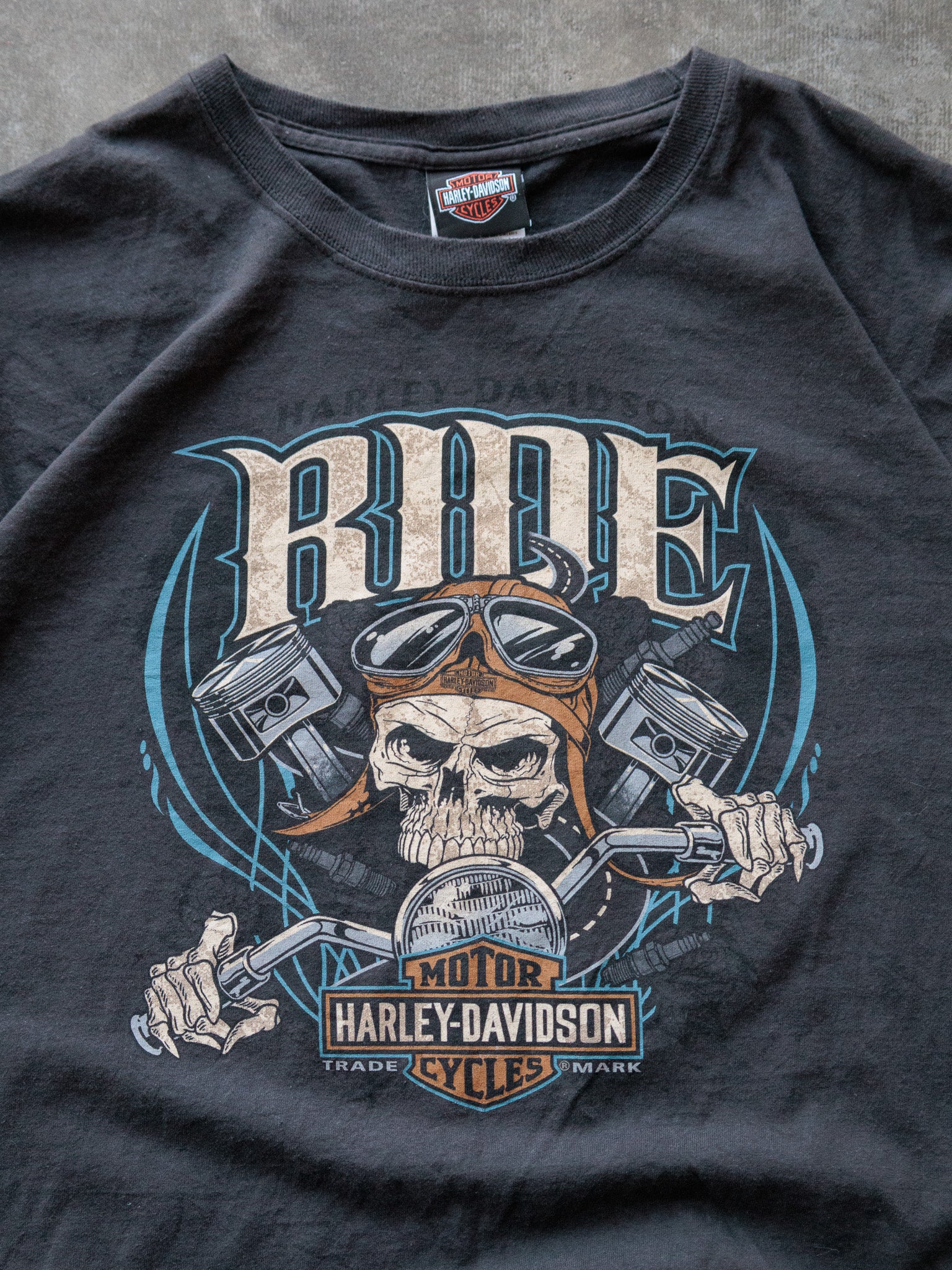 Vintage Black Harley-Davidson Milwaukee Tee (XL)