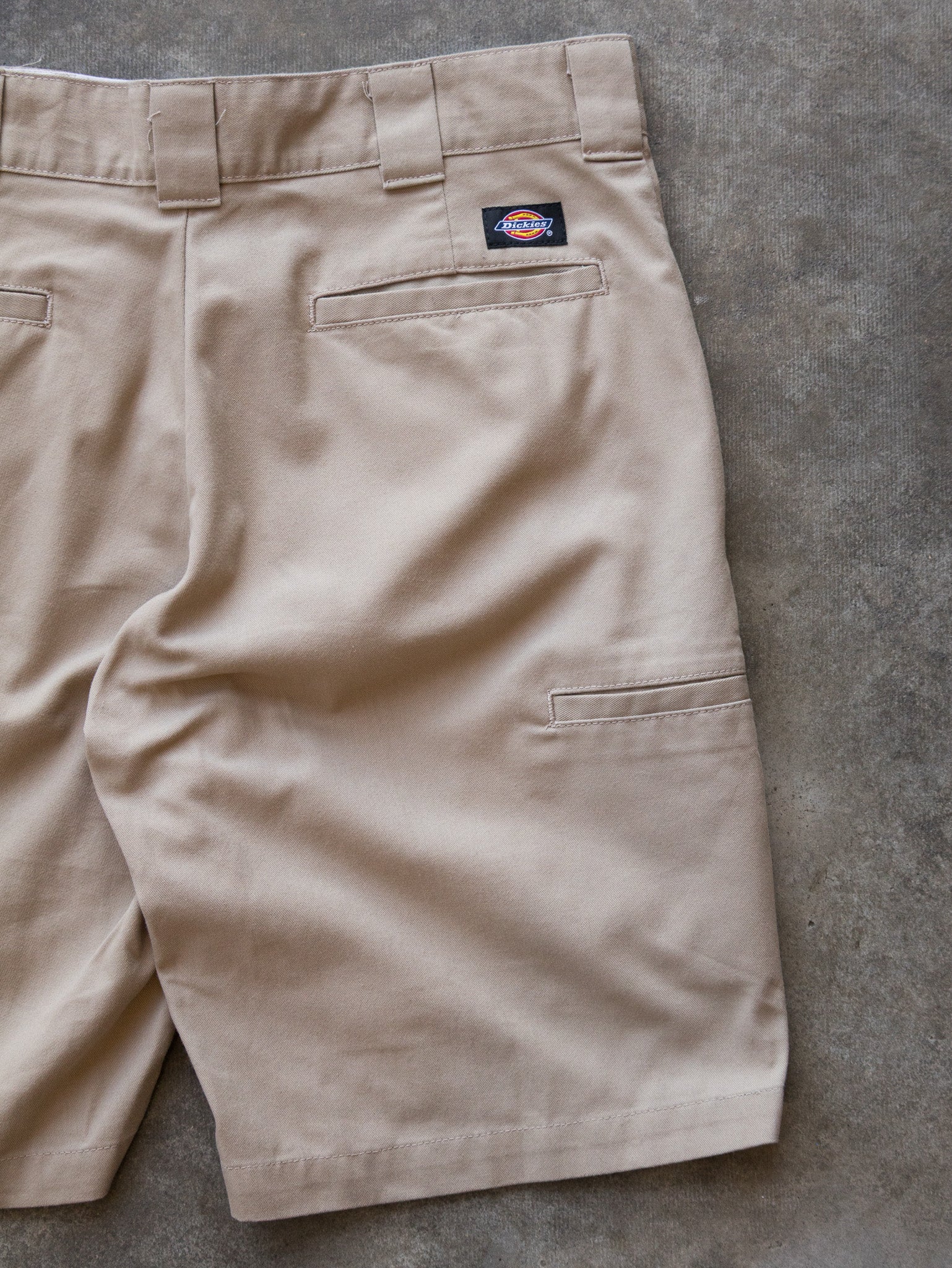 Tan Dickies Work Shorts (W32)