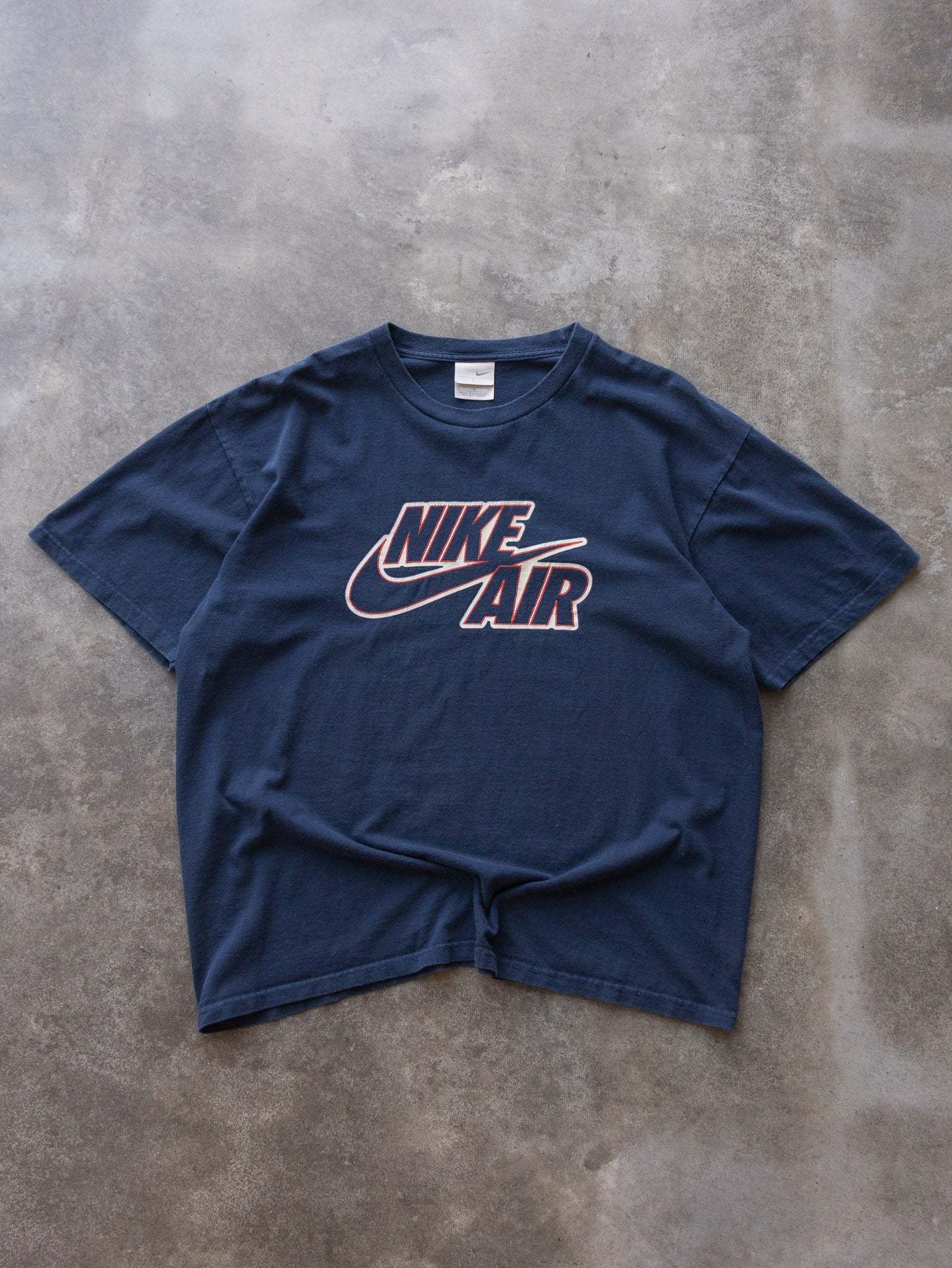 Vintage 00s Navy Nike Air Tee (L)