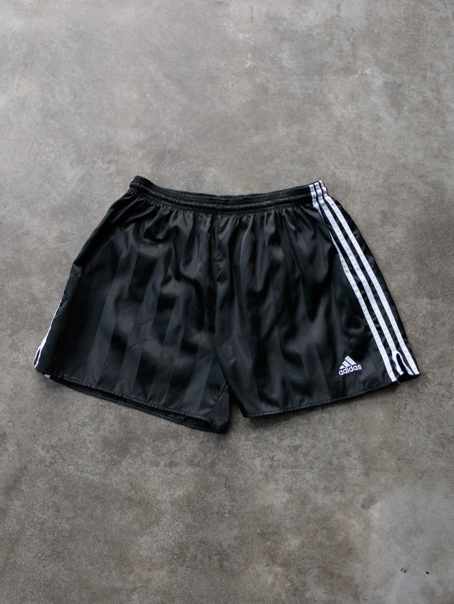 Vintage 00s Black Striped Adidas Shorts (M)