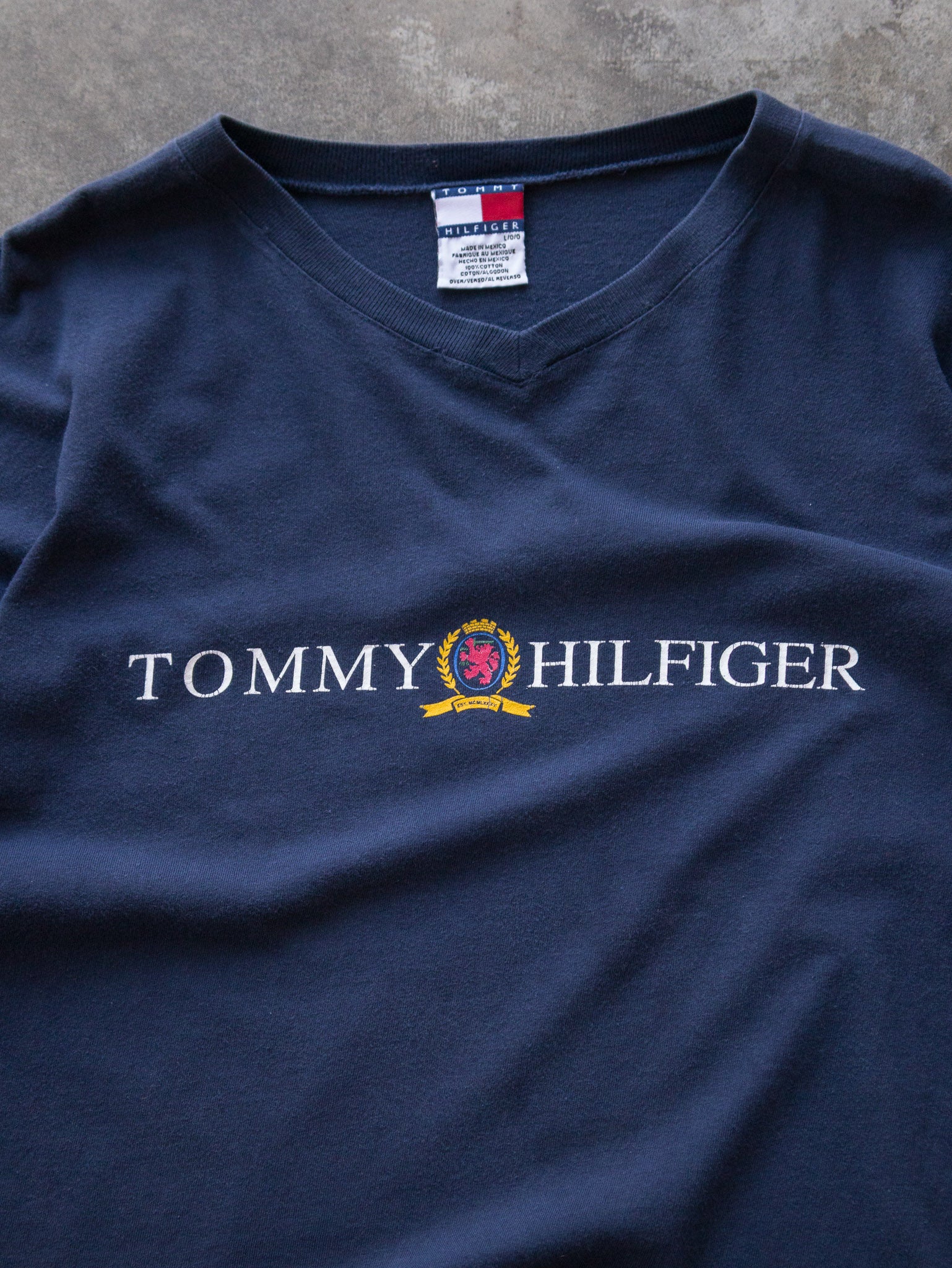 Vintage 90s Navy Tommy Hilfiger V-Neck Tee (L)