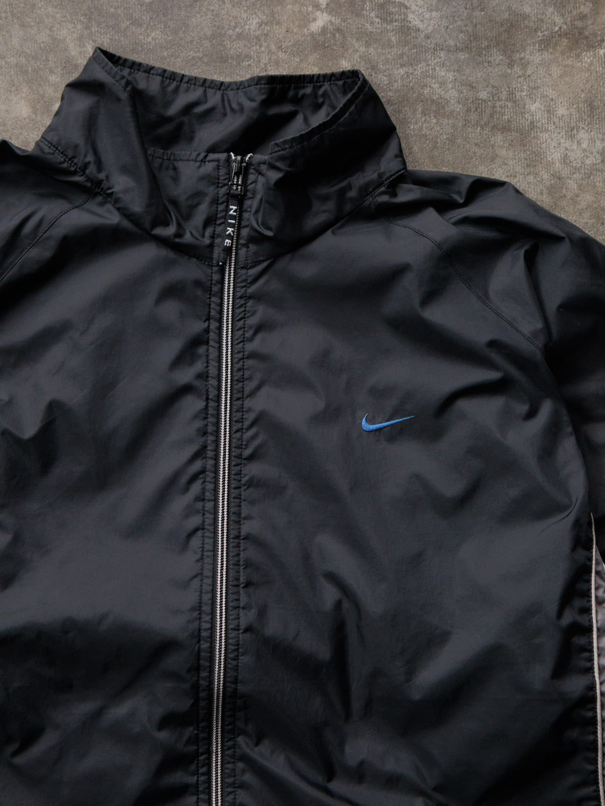 Vintage 00s Black Nike Windbreaker (XL)