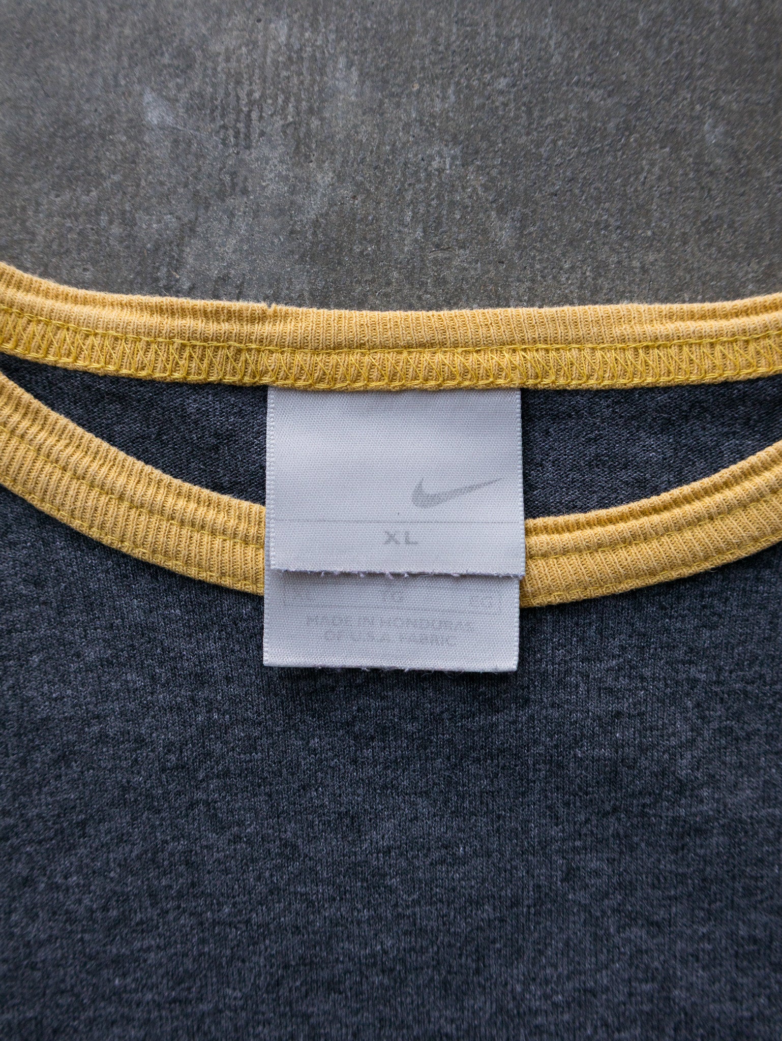 Vintage 00s Grey Nike Air Ringer Tee (XL)