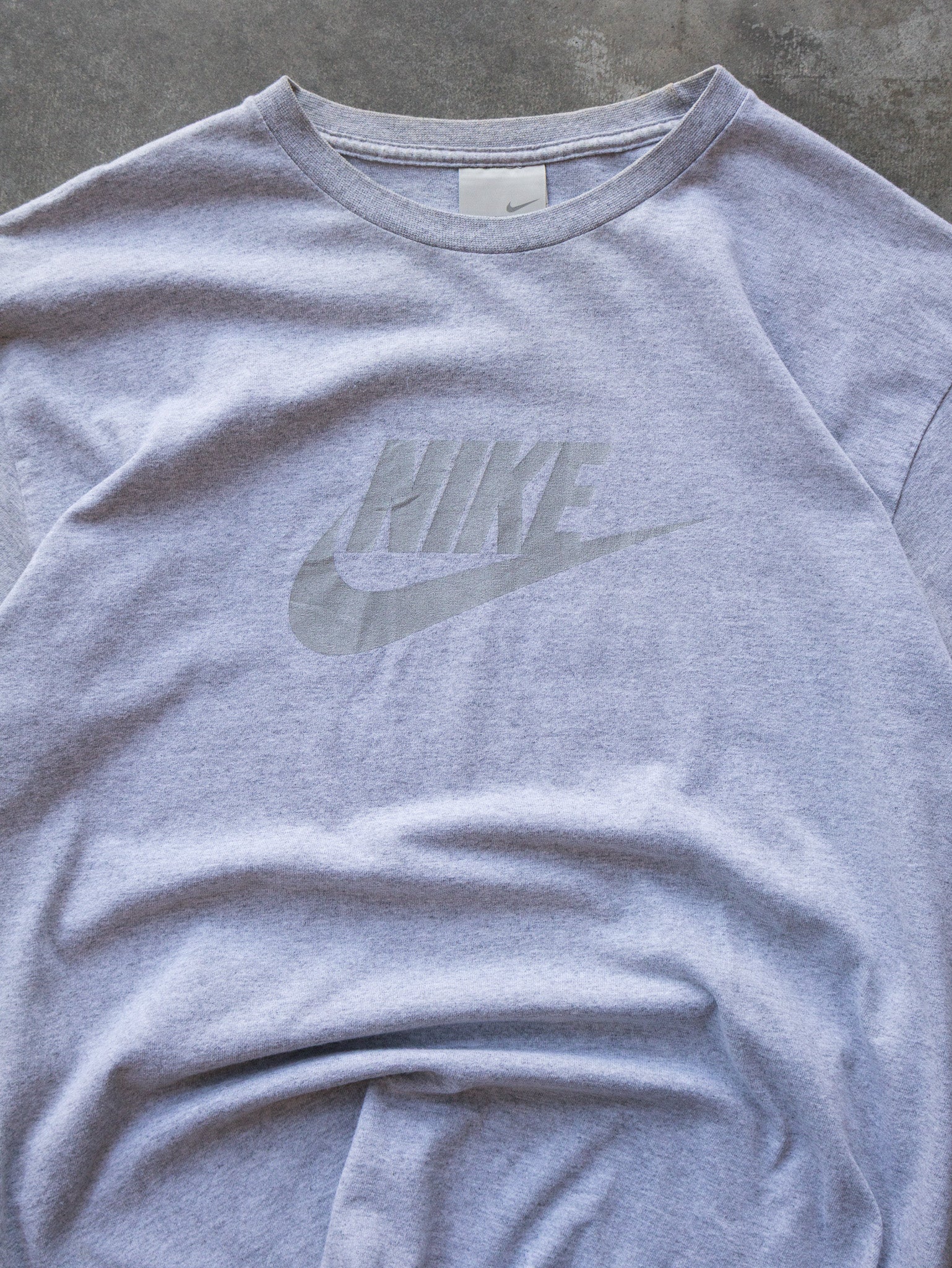 Vintage 00s Grey Nike Logo Tee (S)