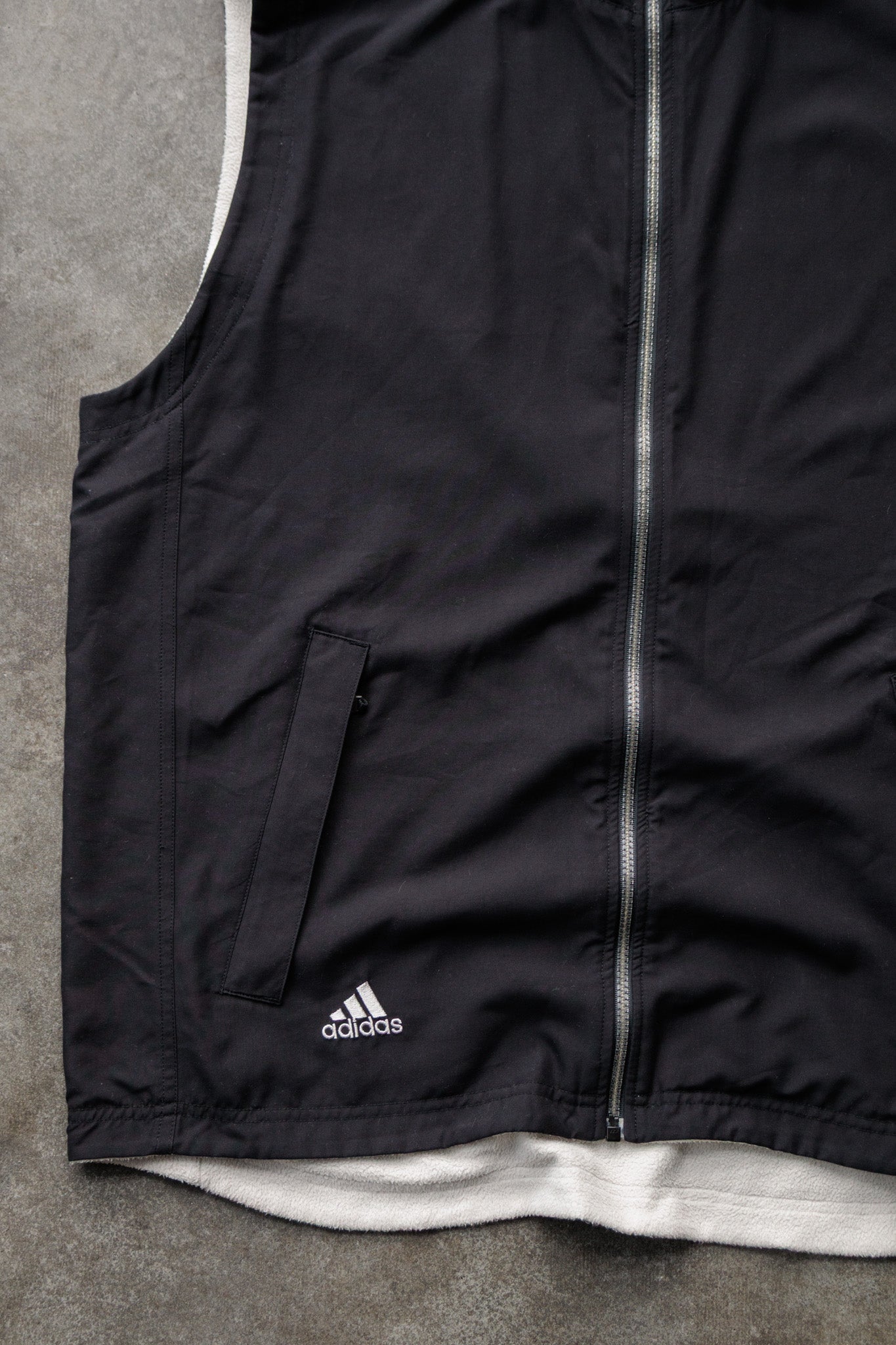 Vintage 00s Black & White Adidas Reversible Vest (-)