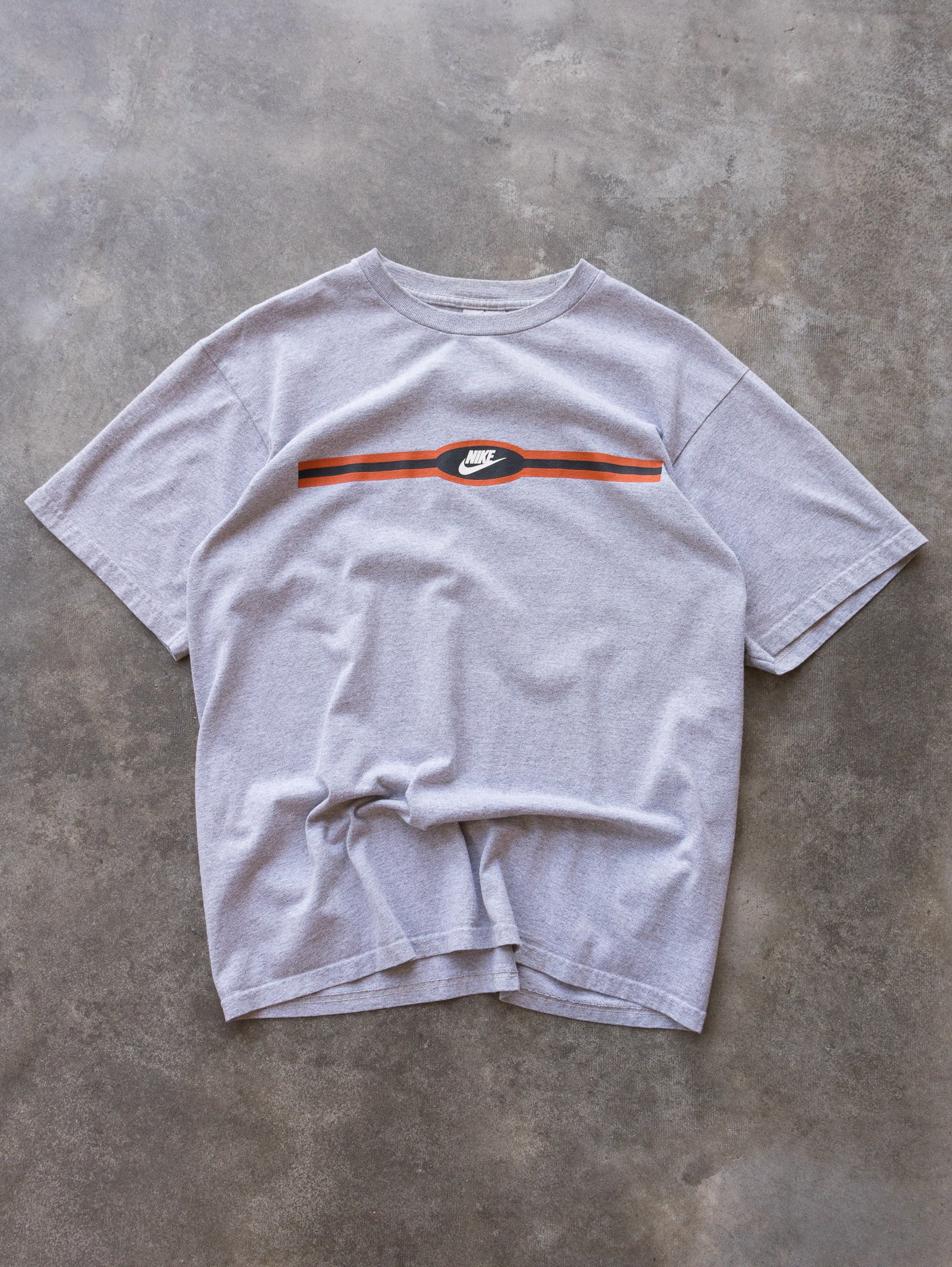 Vintage 90s Grey Nike Graphic Tee (M)