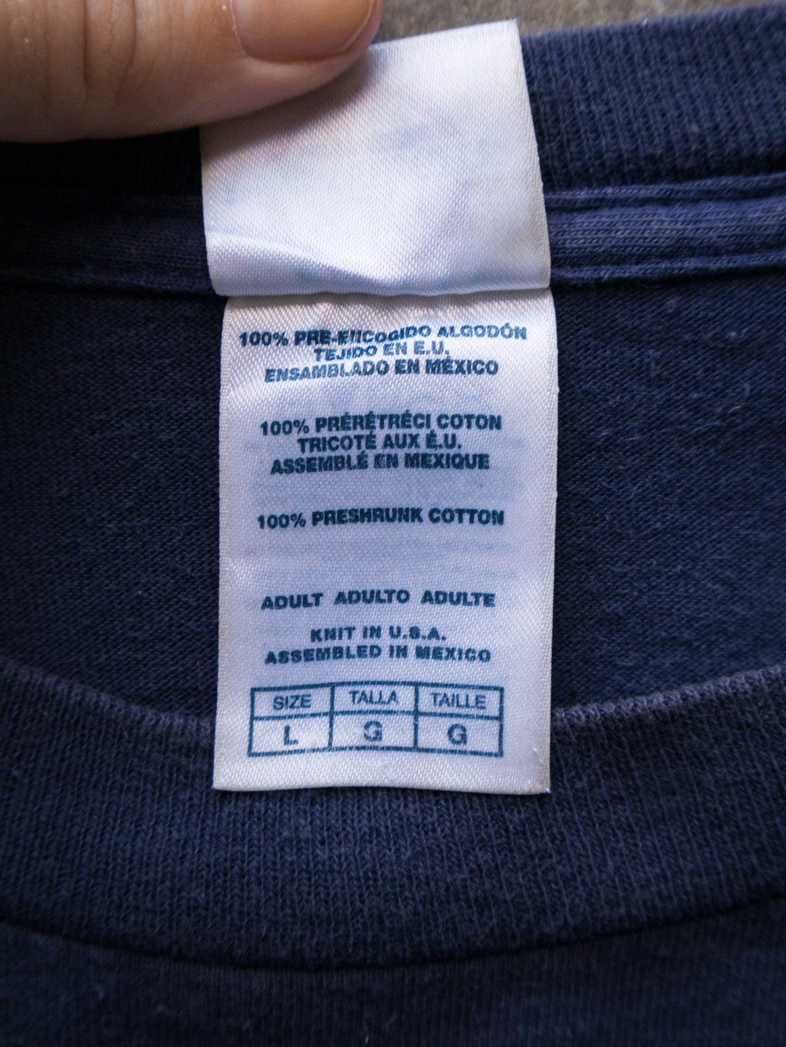 Vintage 2006 Michael Waltrip NASCAR Tee (L)