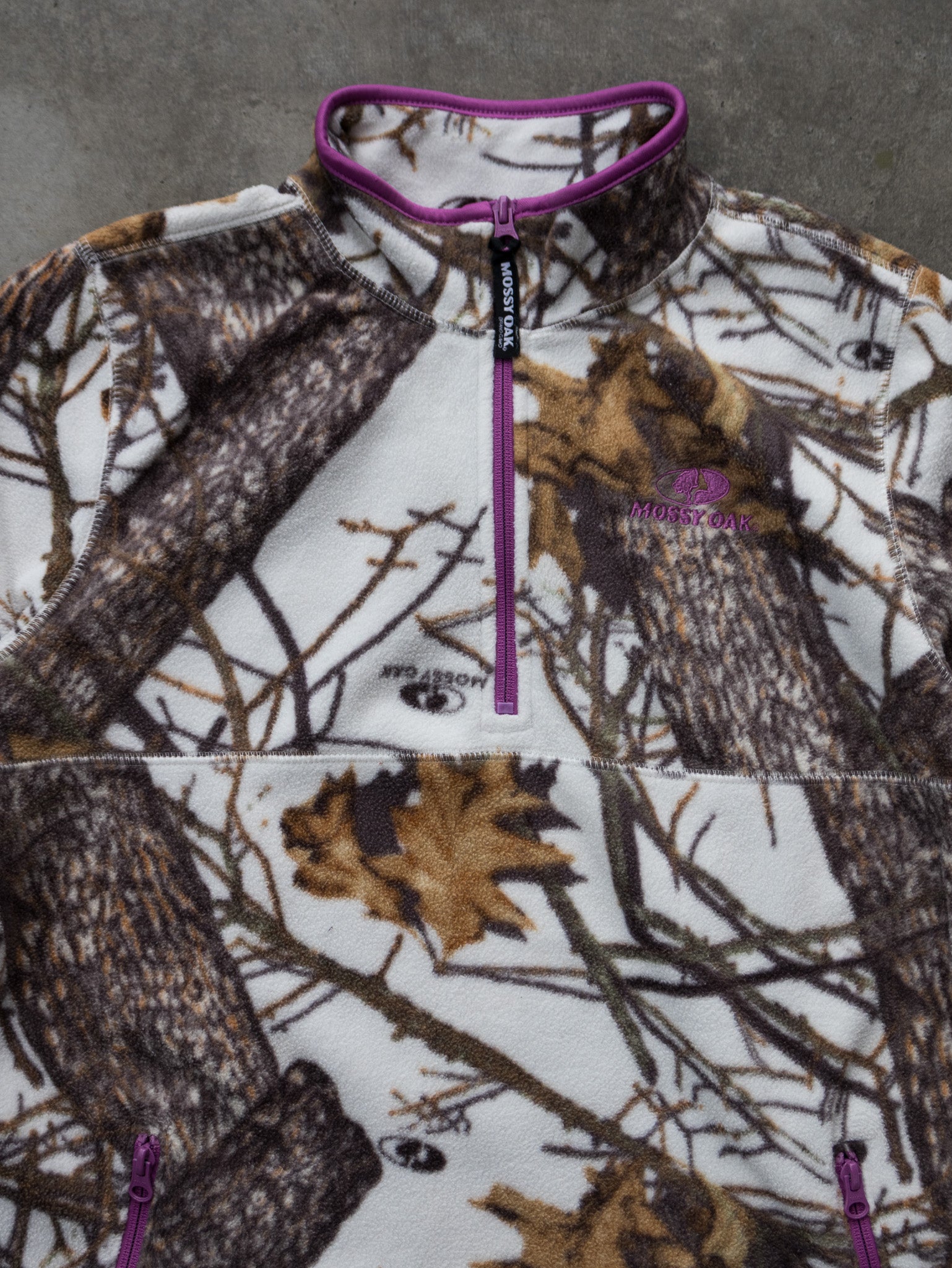 Vintage Mossy Oak Camo Fleece (Women’s L)