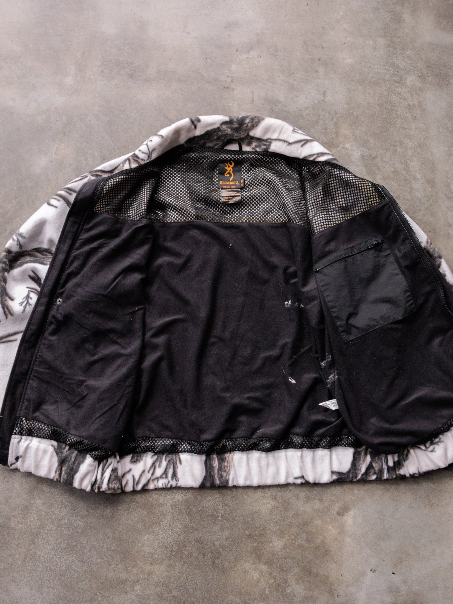 Vintage 00s White Camo Browning Hydro Fleece Jacket (XL)