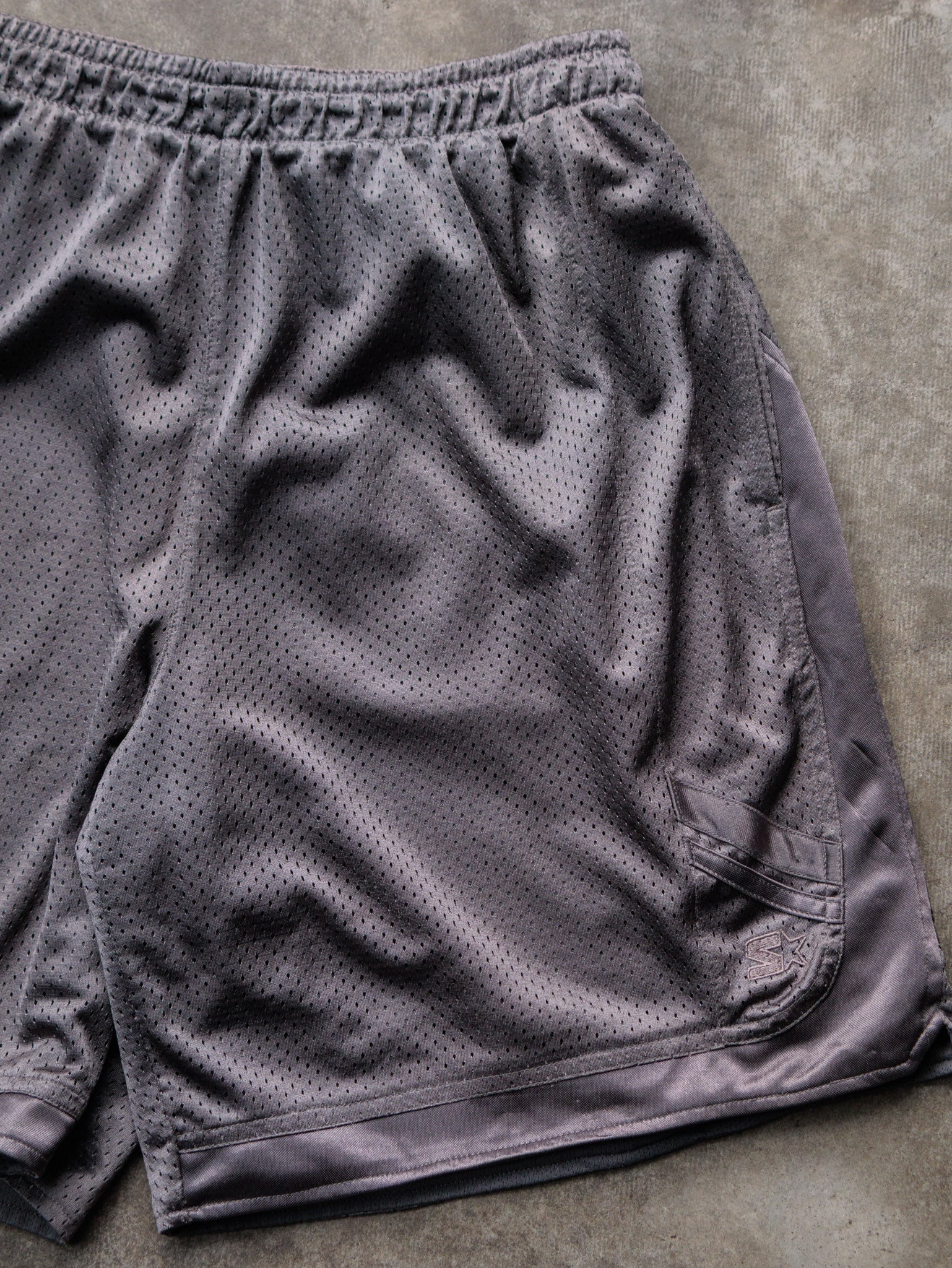 Vintage Grey Starter Mesh Shorts (L)