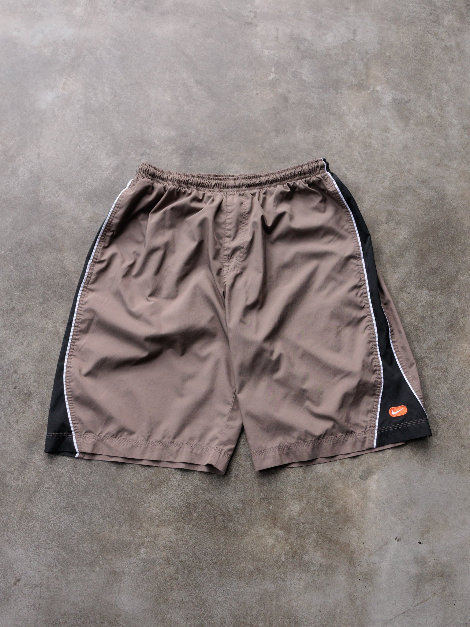 Vintage 00s Brown Nike Swim Shorts (XL)