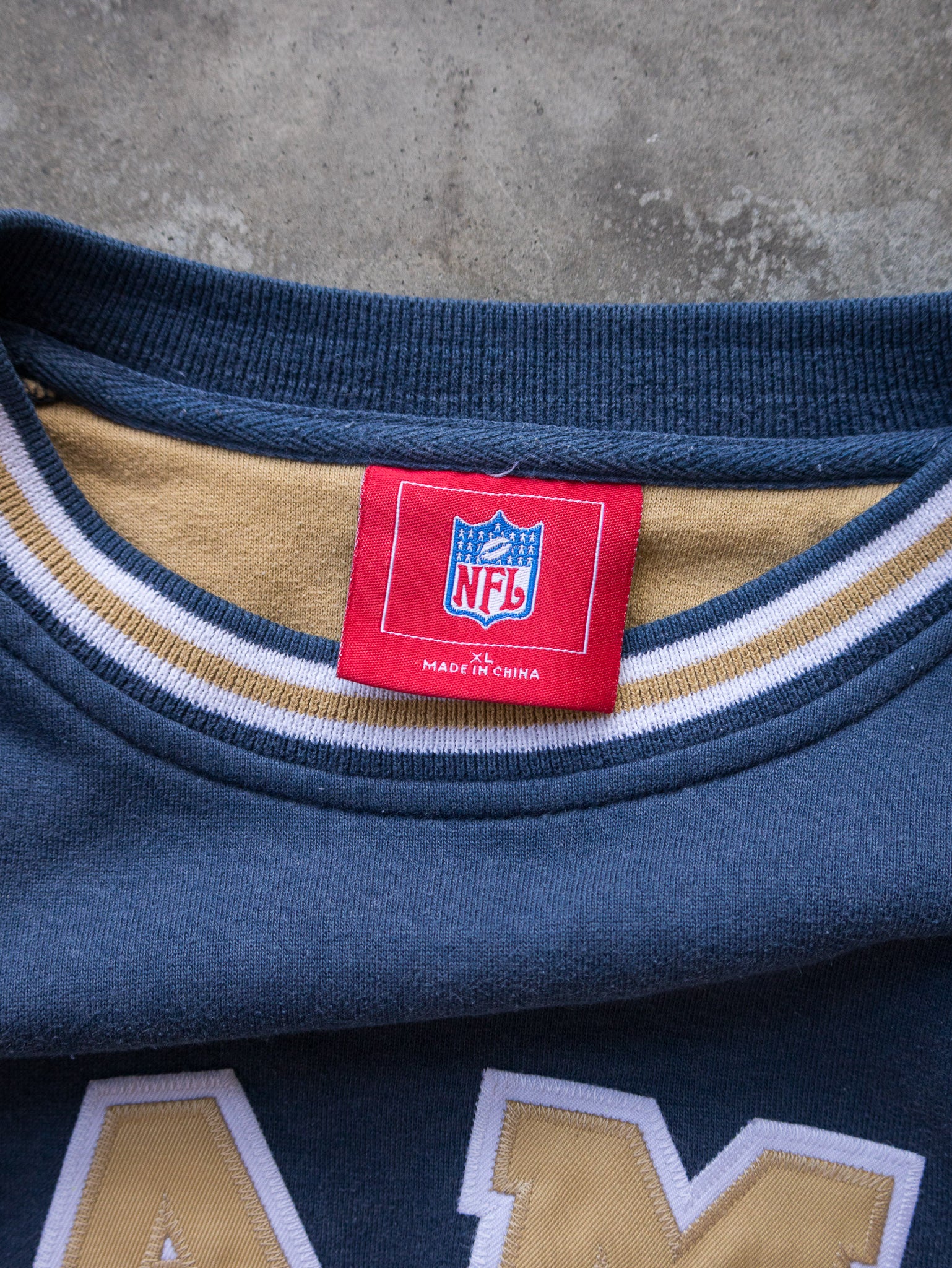 Vintage Navy St. Louis Rams Sweatshirt (XL)
