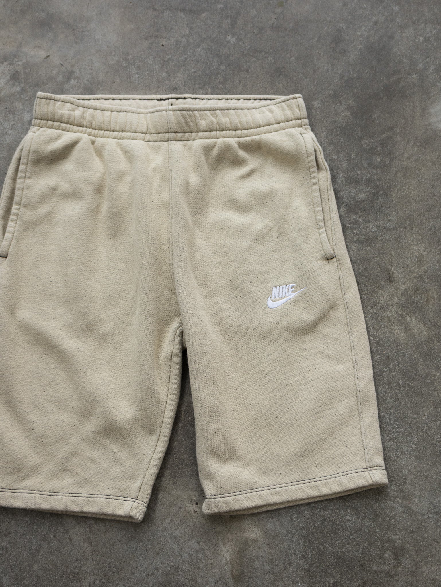 Vintage Nike Sweat Shorts (S)