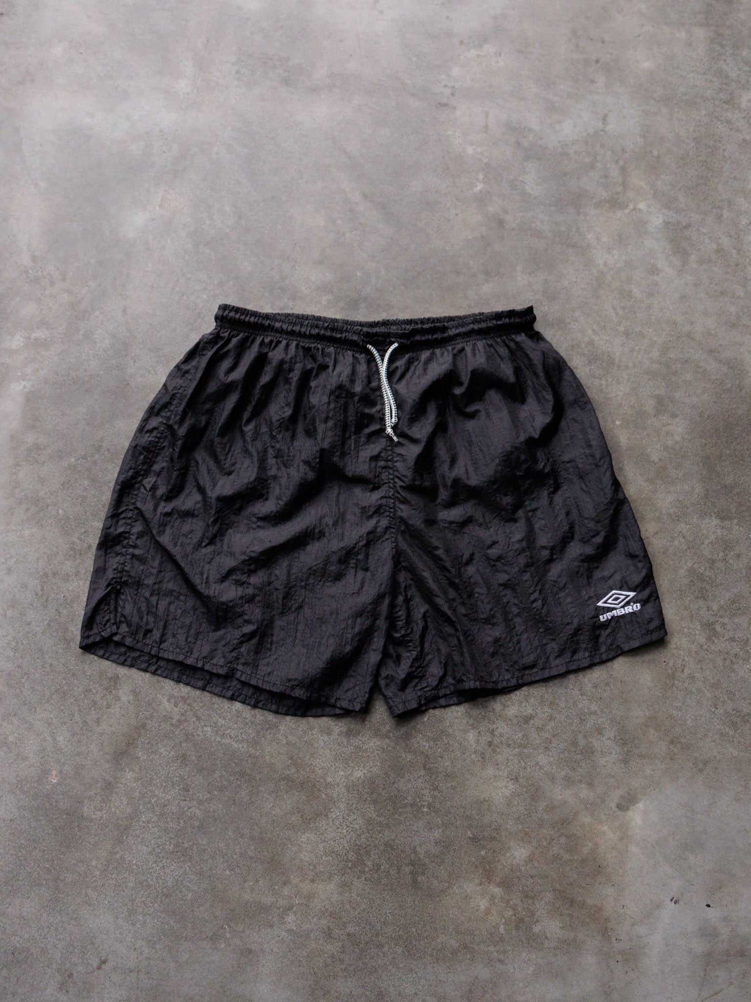 Vintage 90s Black Umbro Shorts (XL)