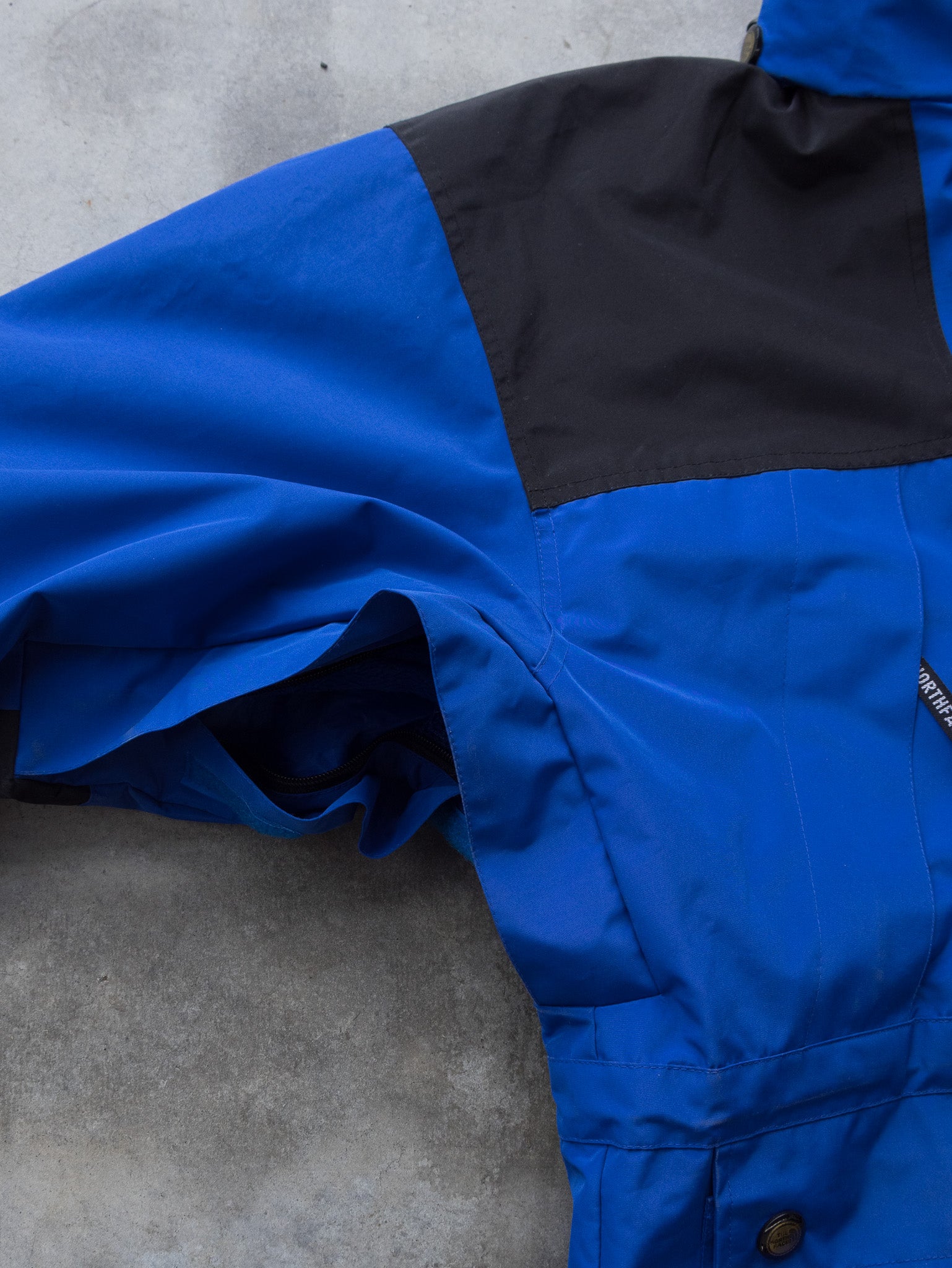 Vintage Blue The North Face Gore-Tex Mountain Jacket (M)