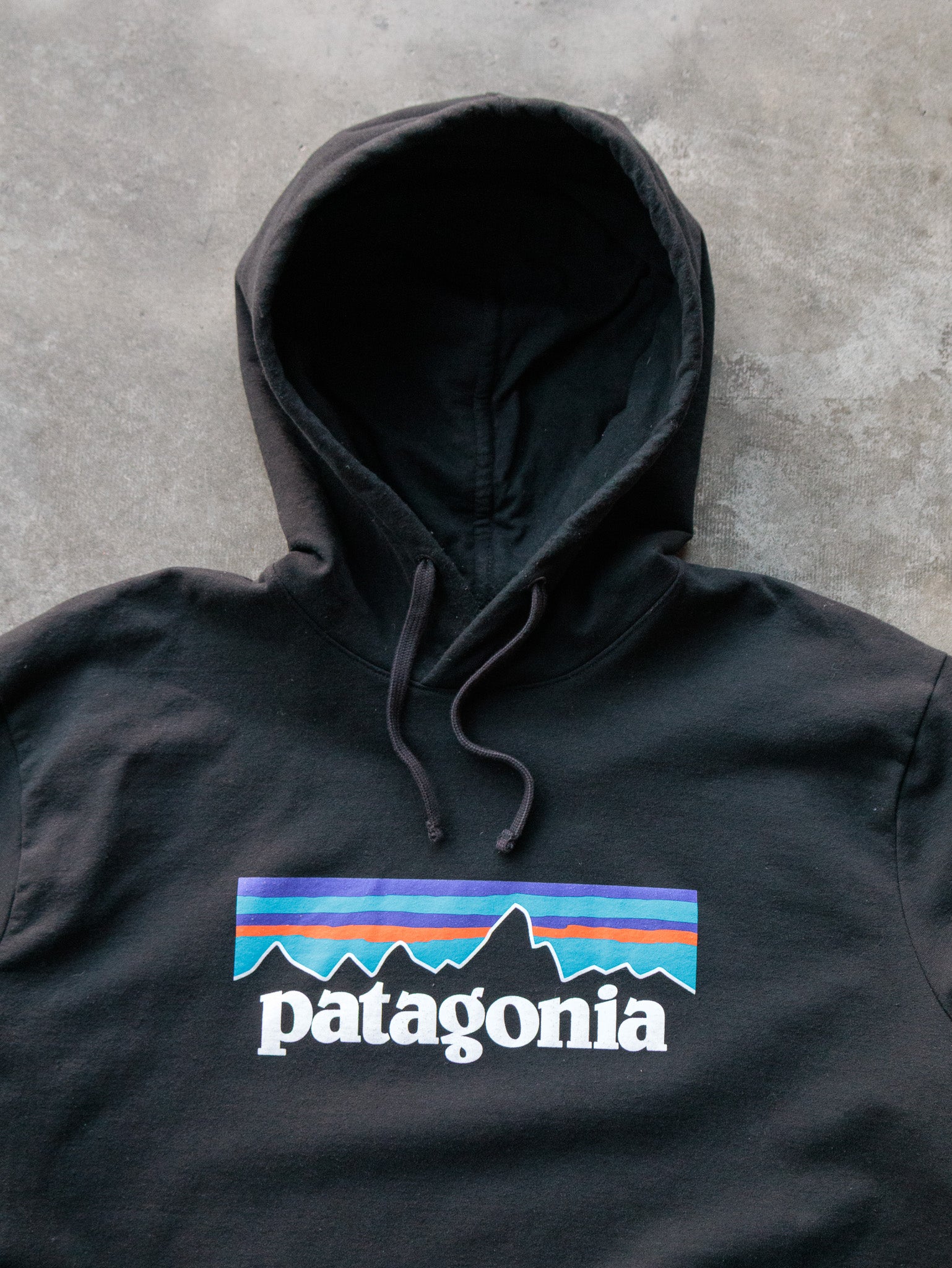 Vintage Black Patagonia Hoodie (L)