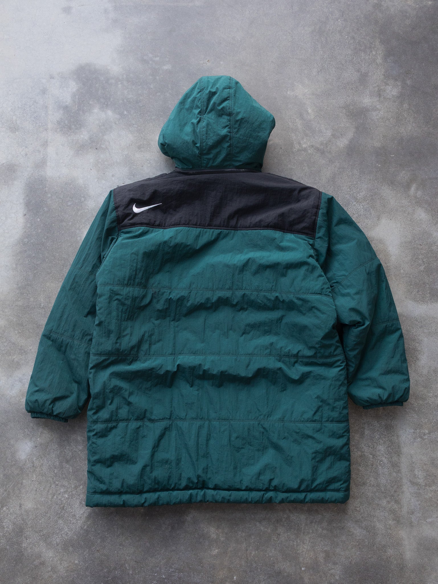 Vintage Green Nike Hooded Puffer Jacket (14-16Y)