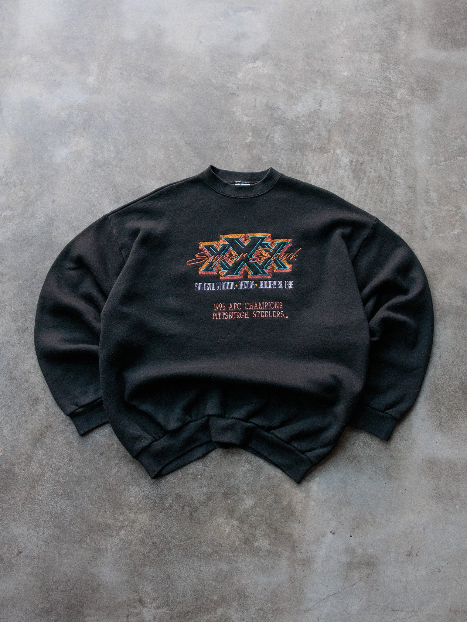 Vintage 1996 Black Pittsburgh Steelers Super Bowl Sweatshirt (XL)