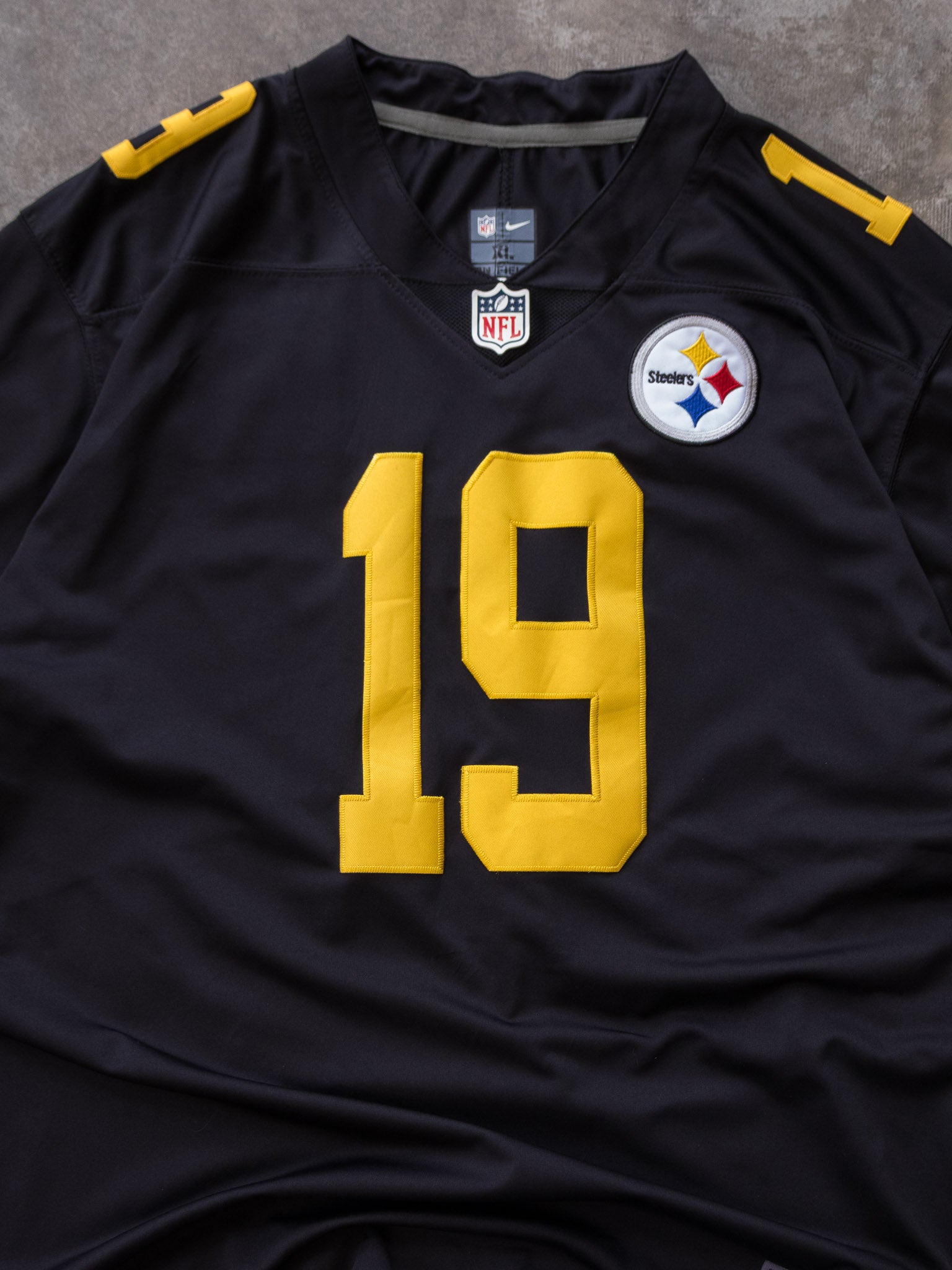 Nike Pittsburgh Steelers JuJu Smith-Schuster NFL Jersey (XL)