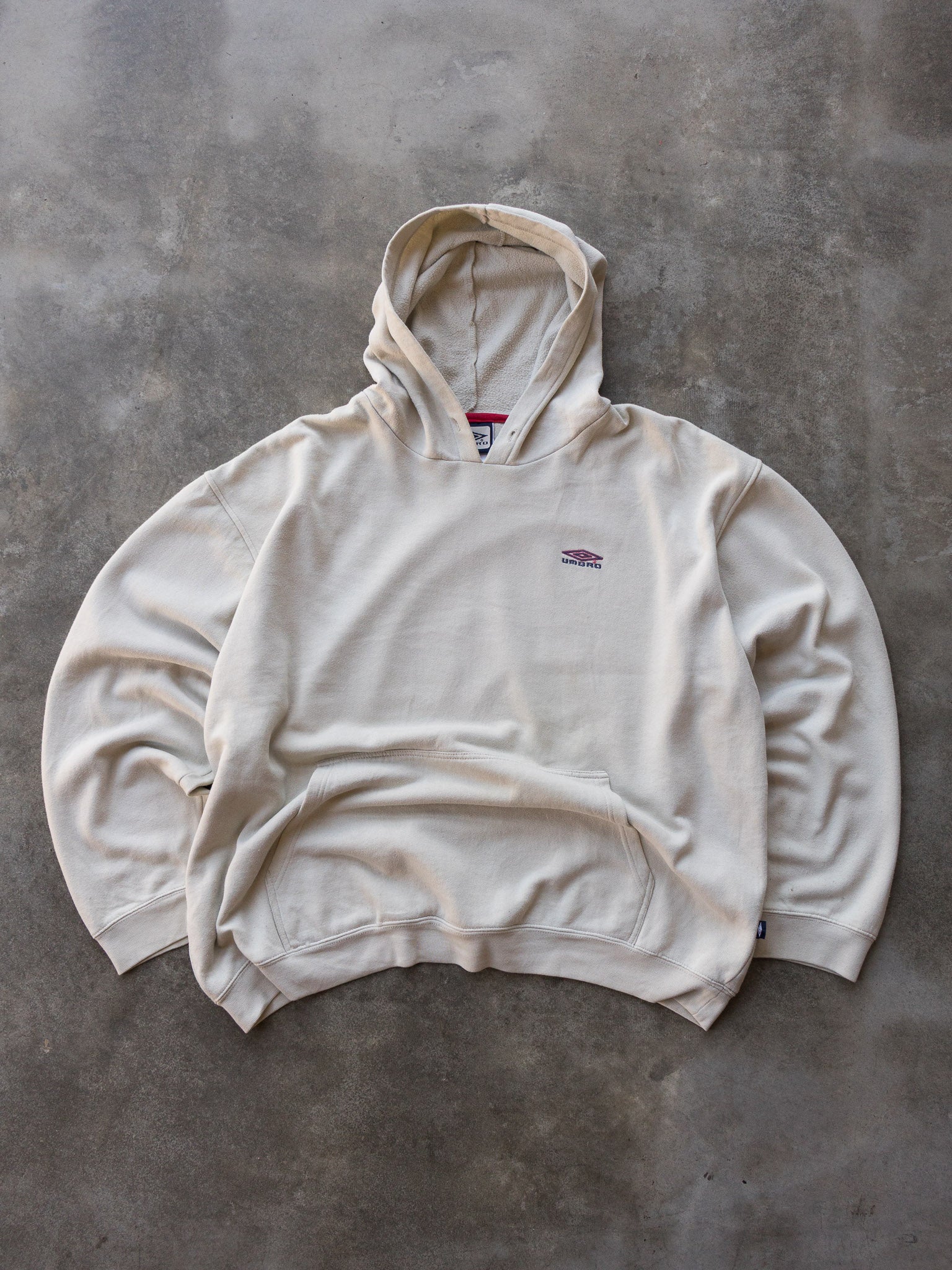 Vintage Cream Umbro Logo Hoodie (2XL)