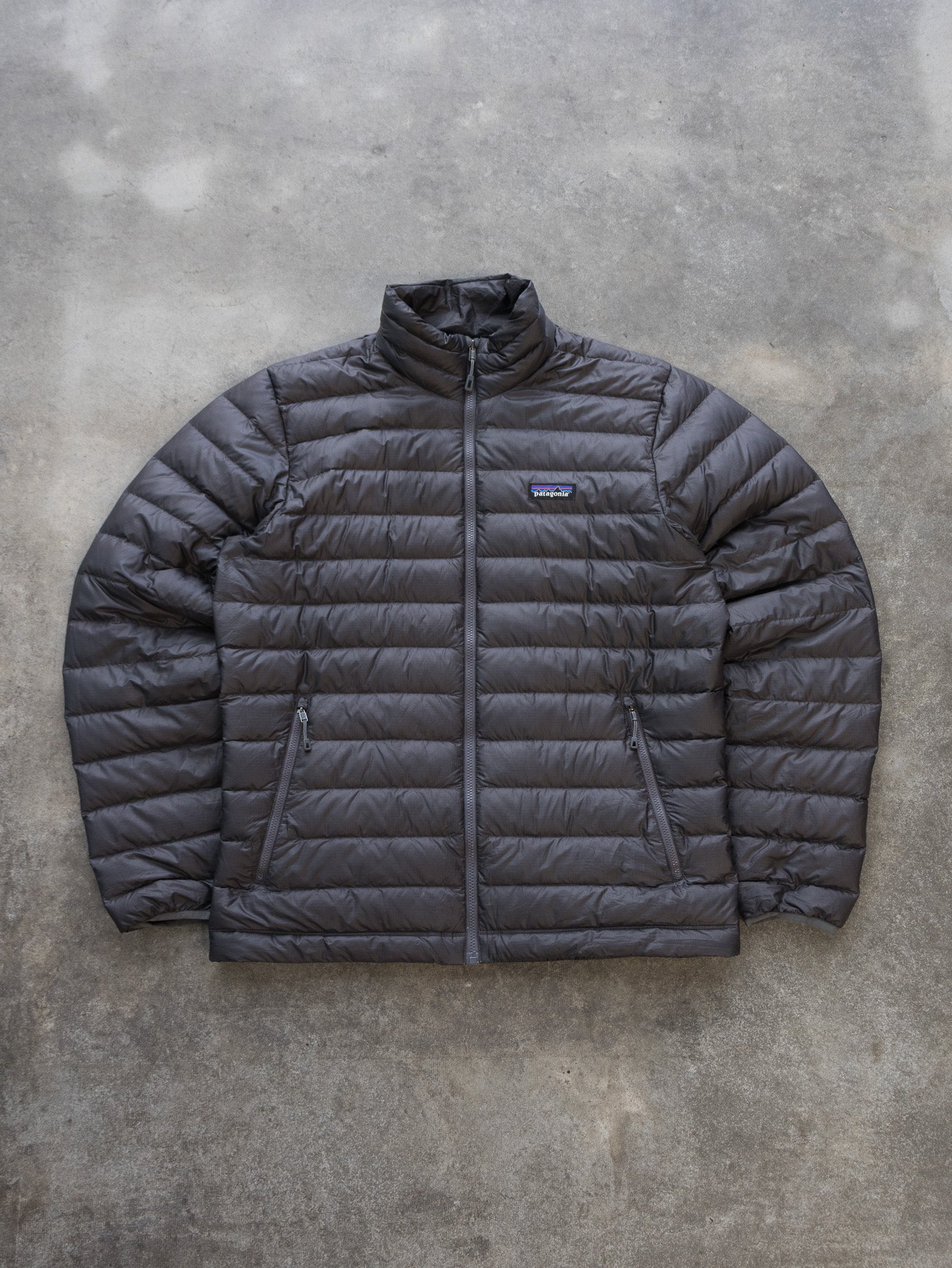 Vintage Grey Patagonia Down Jacket (M)