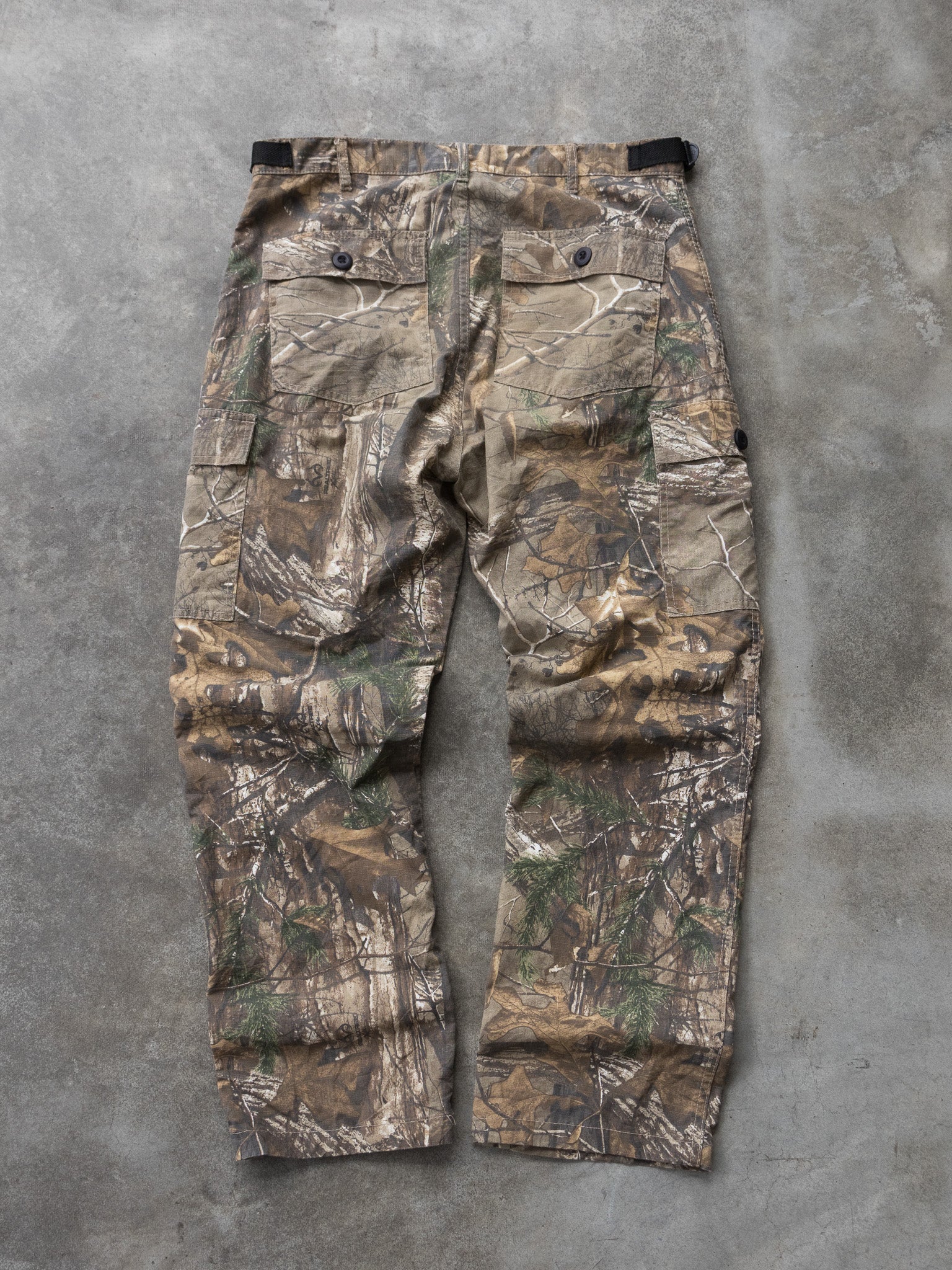 Vintage ScentBlocker Camo Cargo Pants (L)