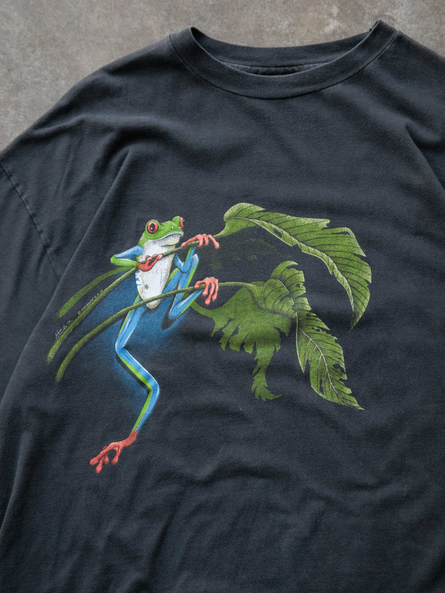 Vintage 90s Black Frog Tee (XL)