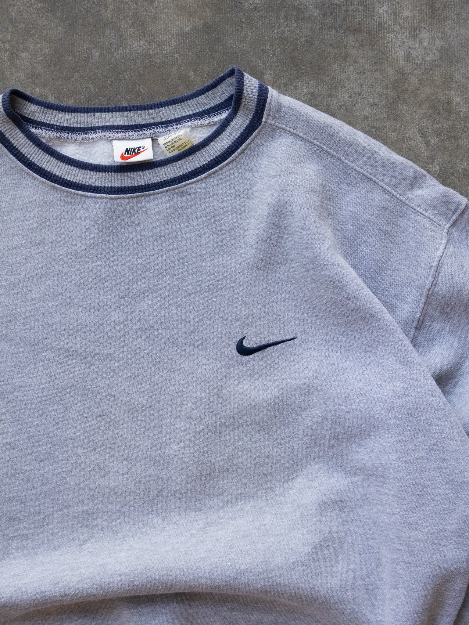 Vintage 90s Grey Nike Ringer Sweatshirt (L)