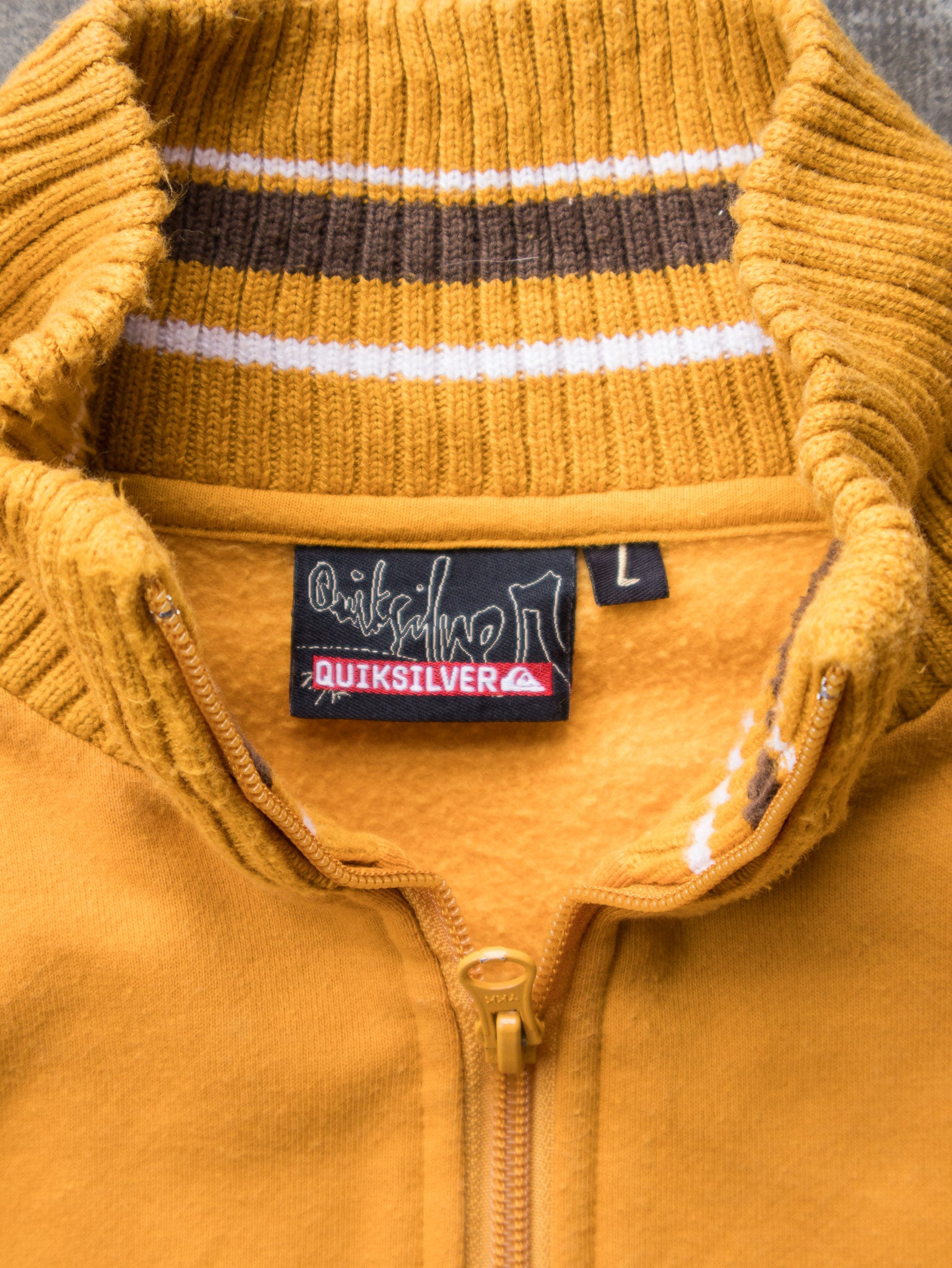 Vintage 00s Yellow Quiksilver Zip Sweatshirt (L)