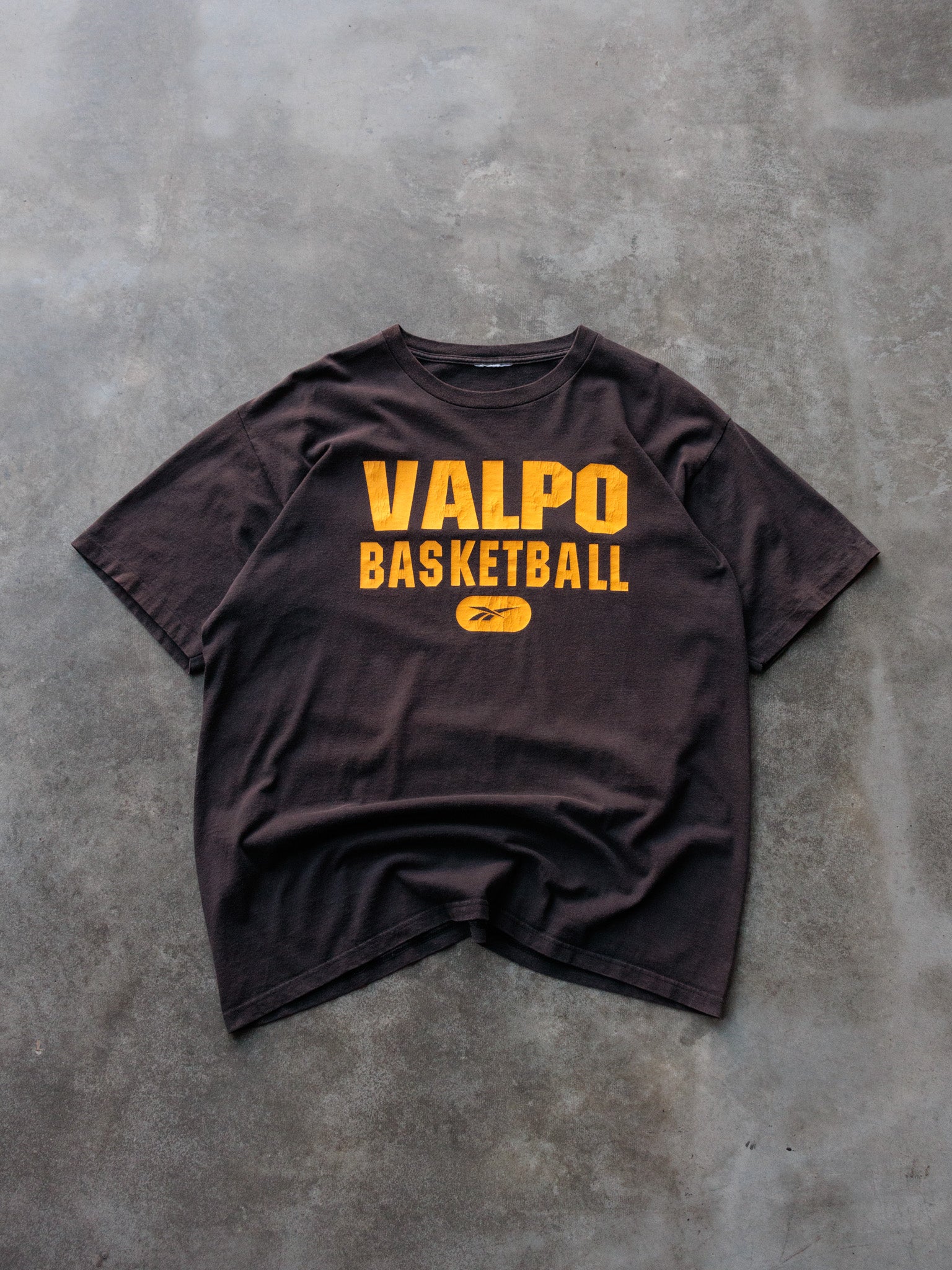 Vintage Brown Valpo Basketball Tee (-)