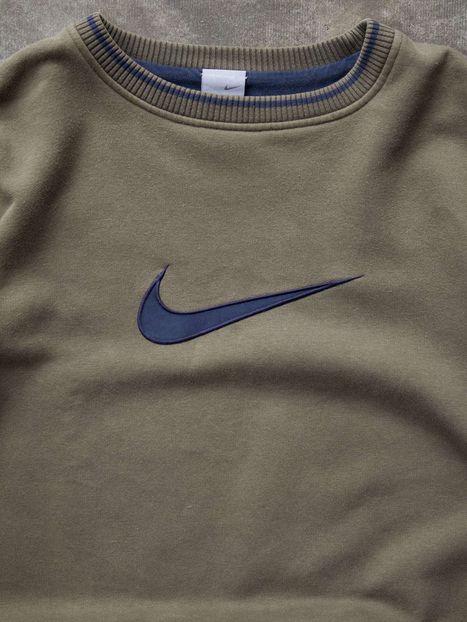 Vintage 00s Khaki Nike Center Swoosh Sweatshirt (L)