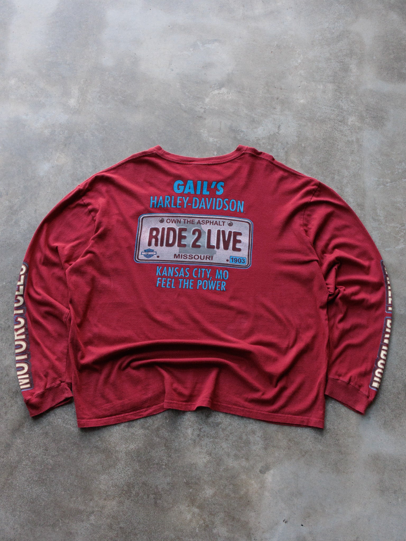 Vintage 2014 Red Harley-Davidson Kansas City Missouri Long Sleeve (-)