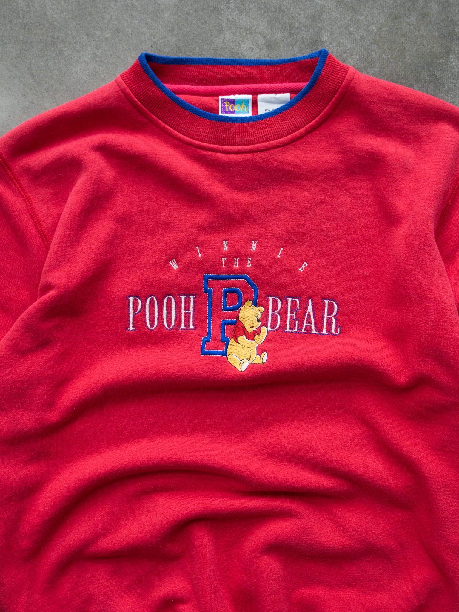 Vintage Red Winnie the Pooh Sweatshirt (L)