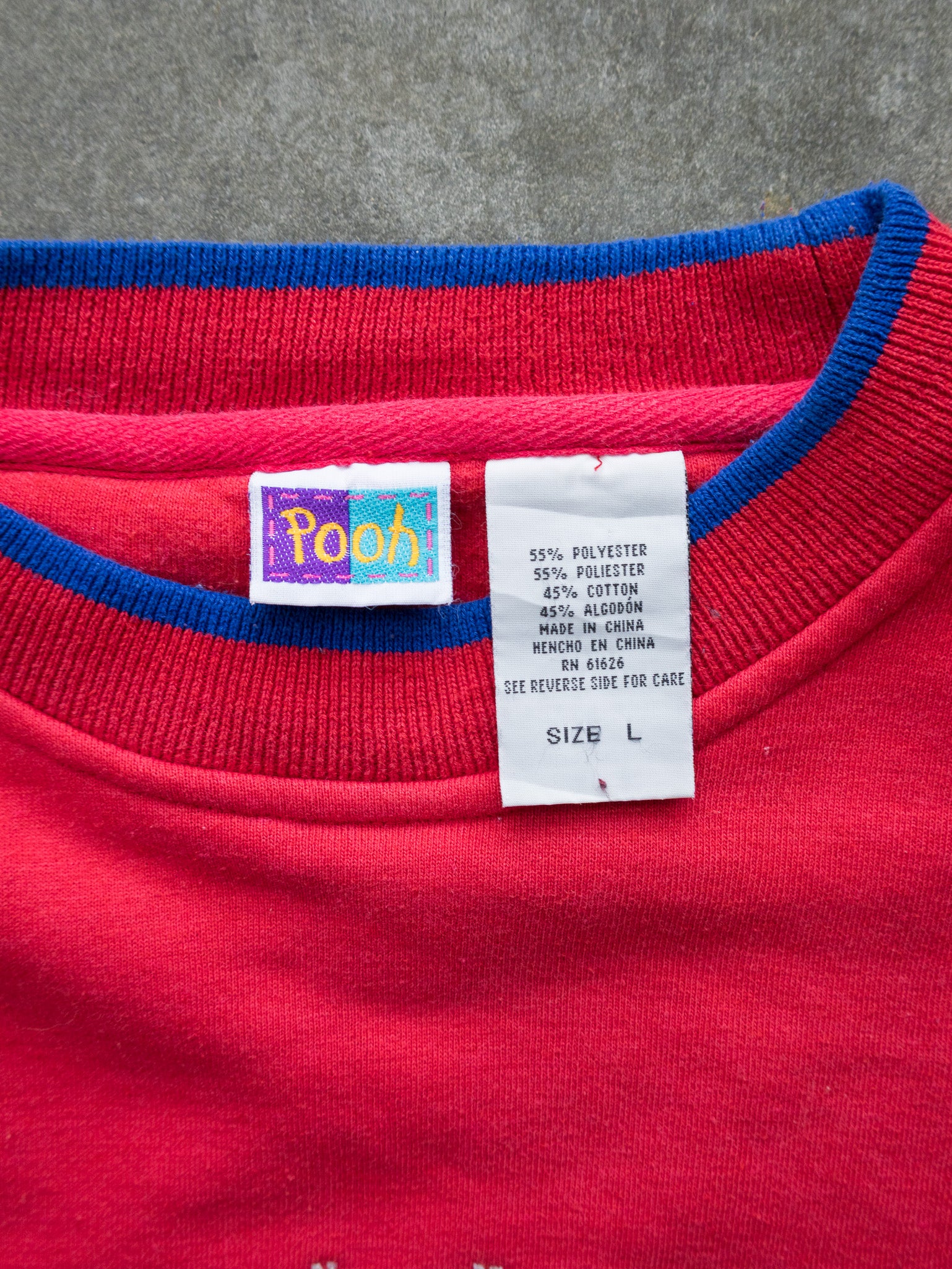 Vintage Red Winnie the Pooh Sweatshirt (L)