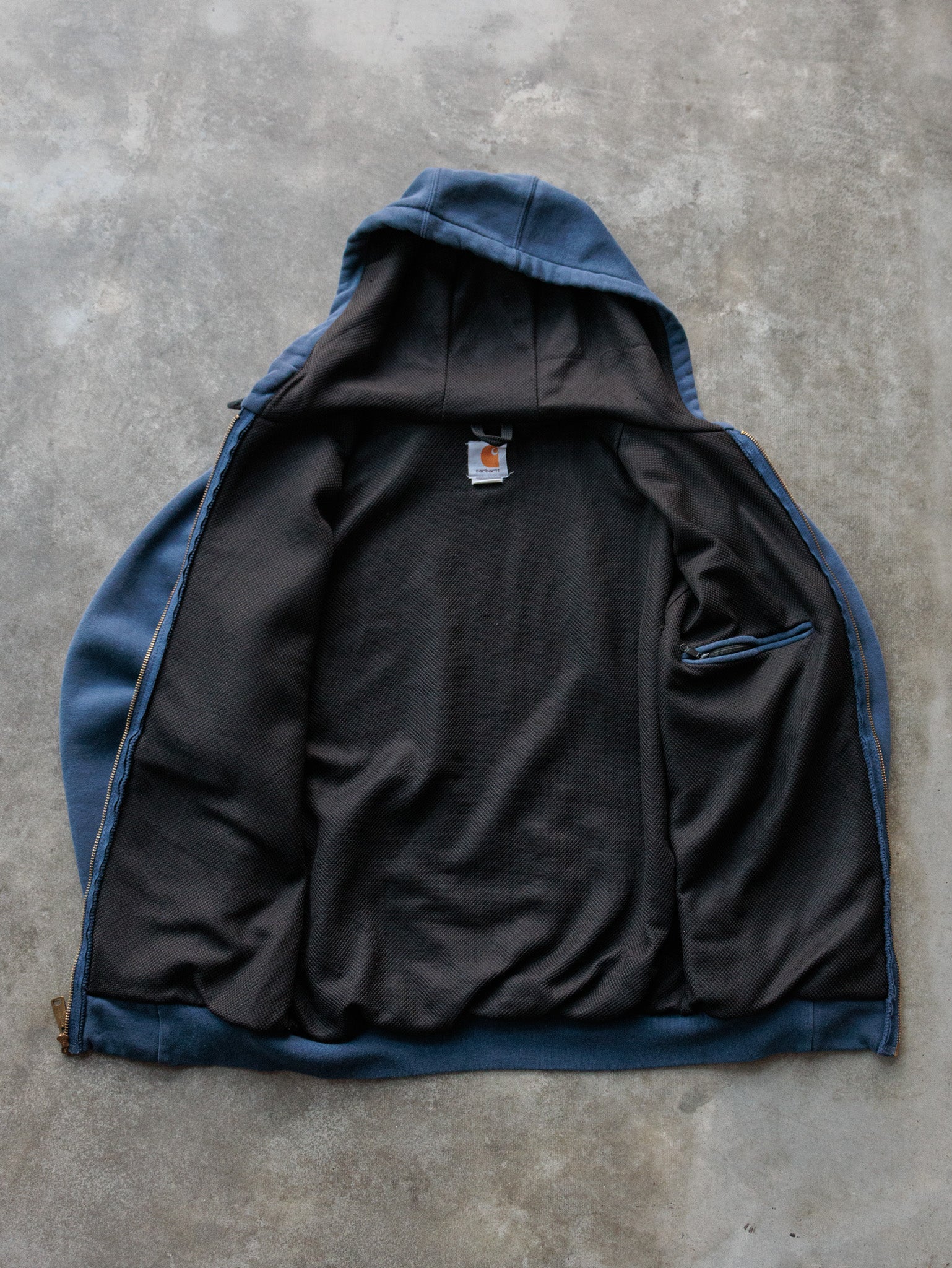 Vintage Navy Carhartt Hoodie (-)