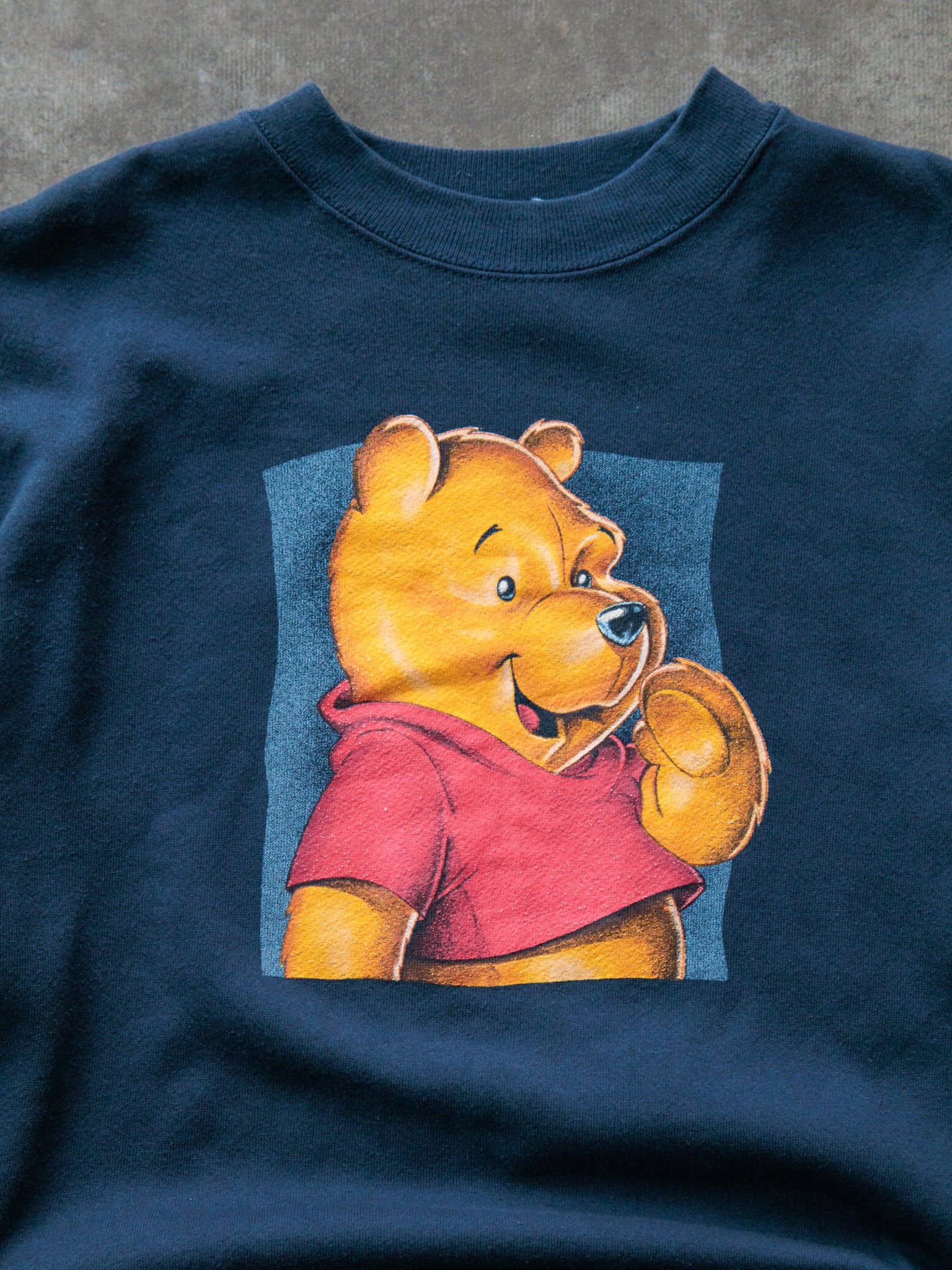 Vintage Navy Disney Winnie the Pooh Sweatshirt (L)