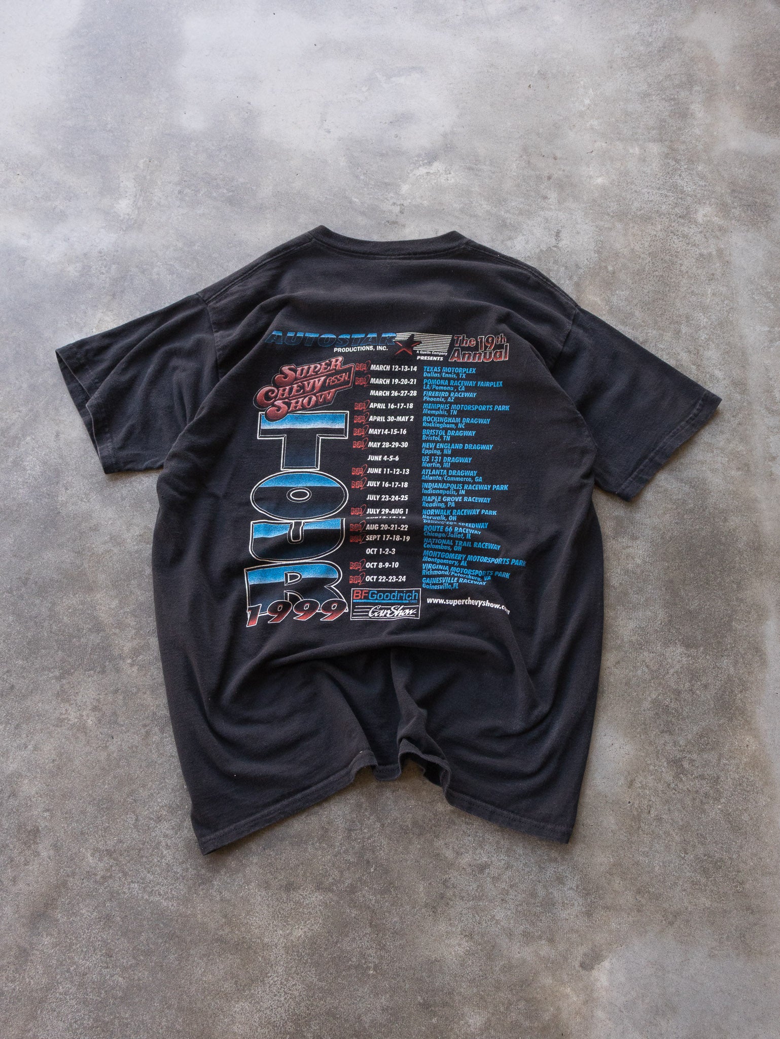 Vintage 1999 Super Chevy Show Tour 1999 Tee (XL)