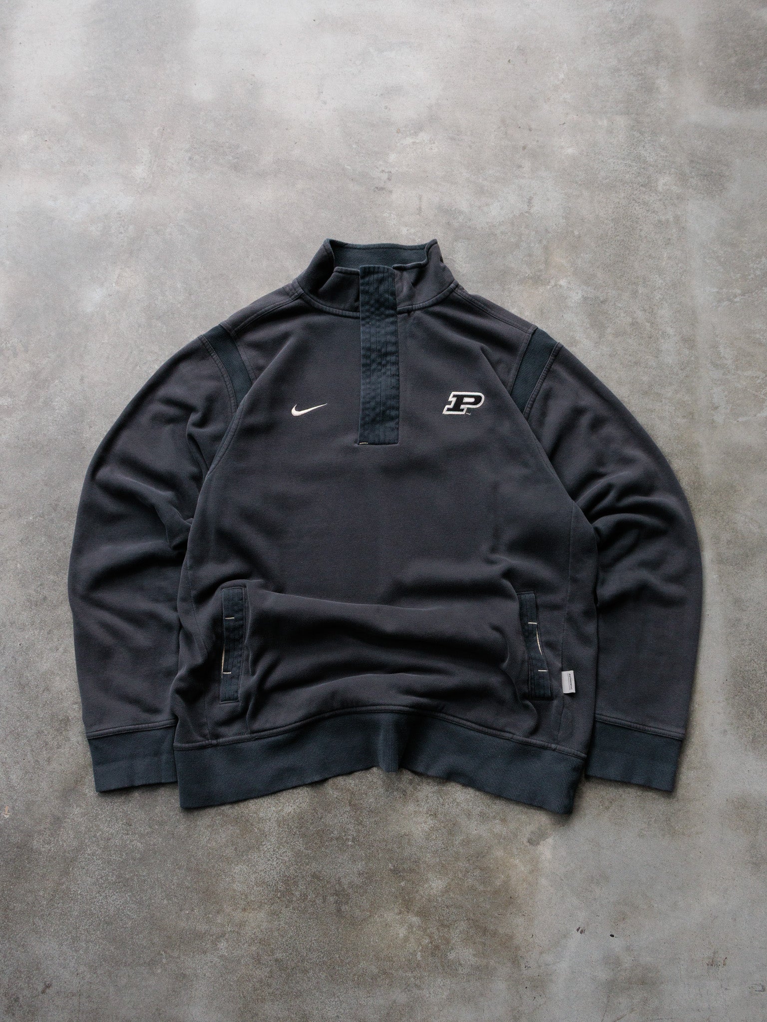 Vintage 00s Black Nike Purdue Quarter Zip Fleece Sweatshirt (L)