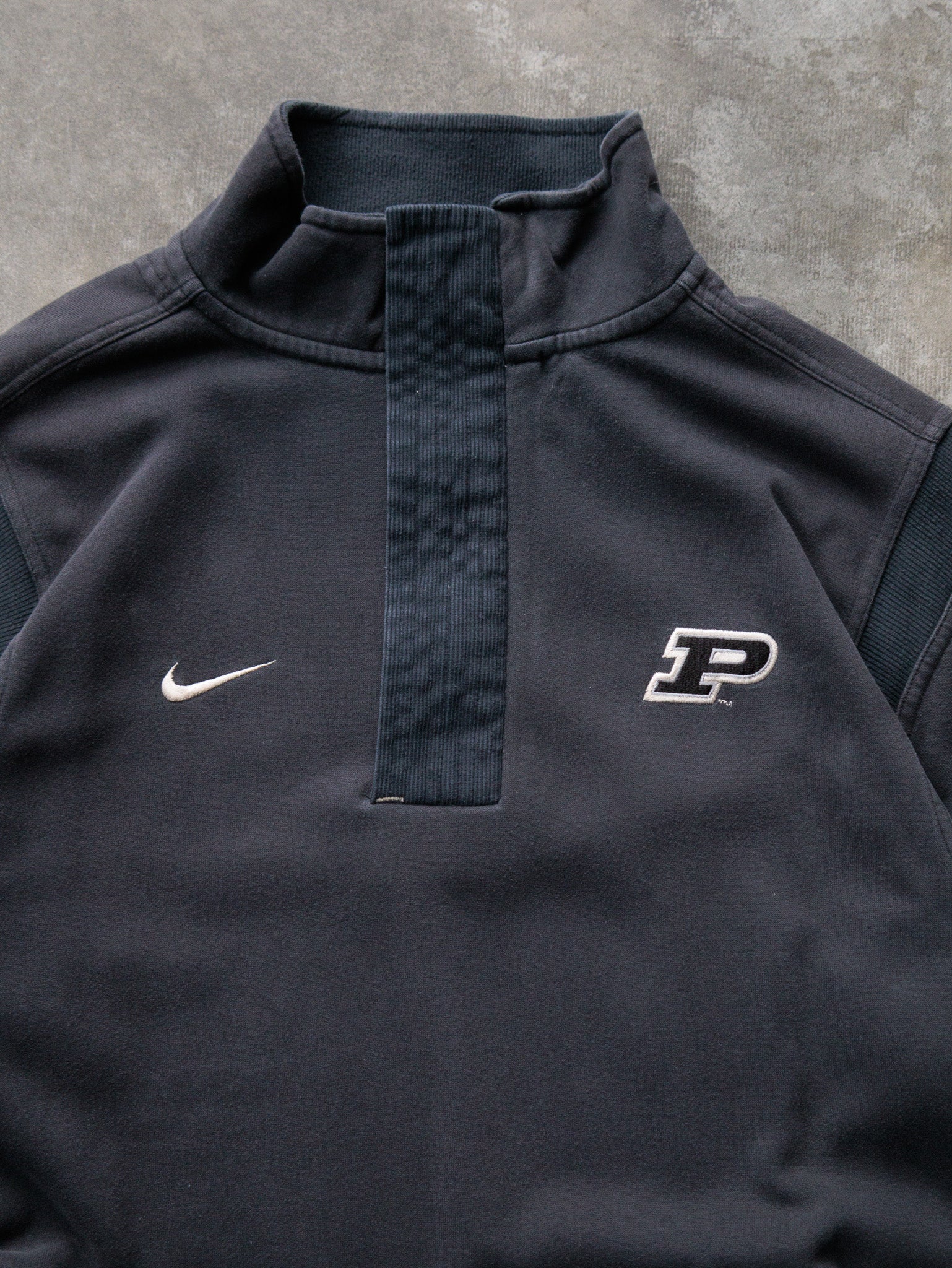 Vintage 00s Black Nike Purdue Quarter Zip Fleece Sweatshirt (L)