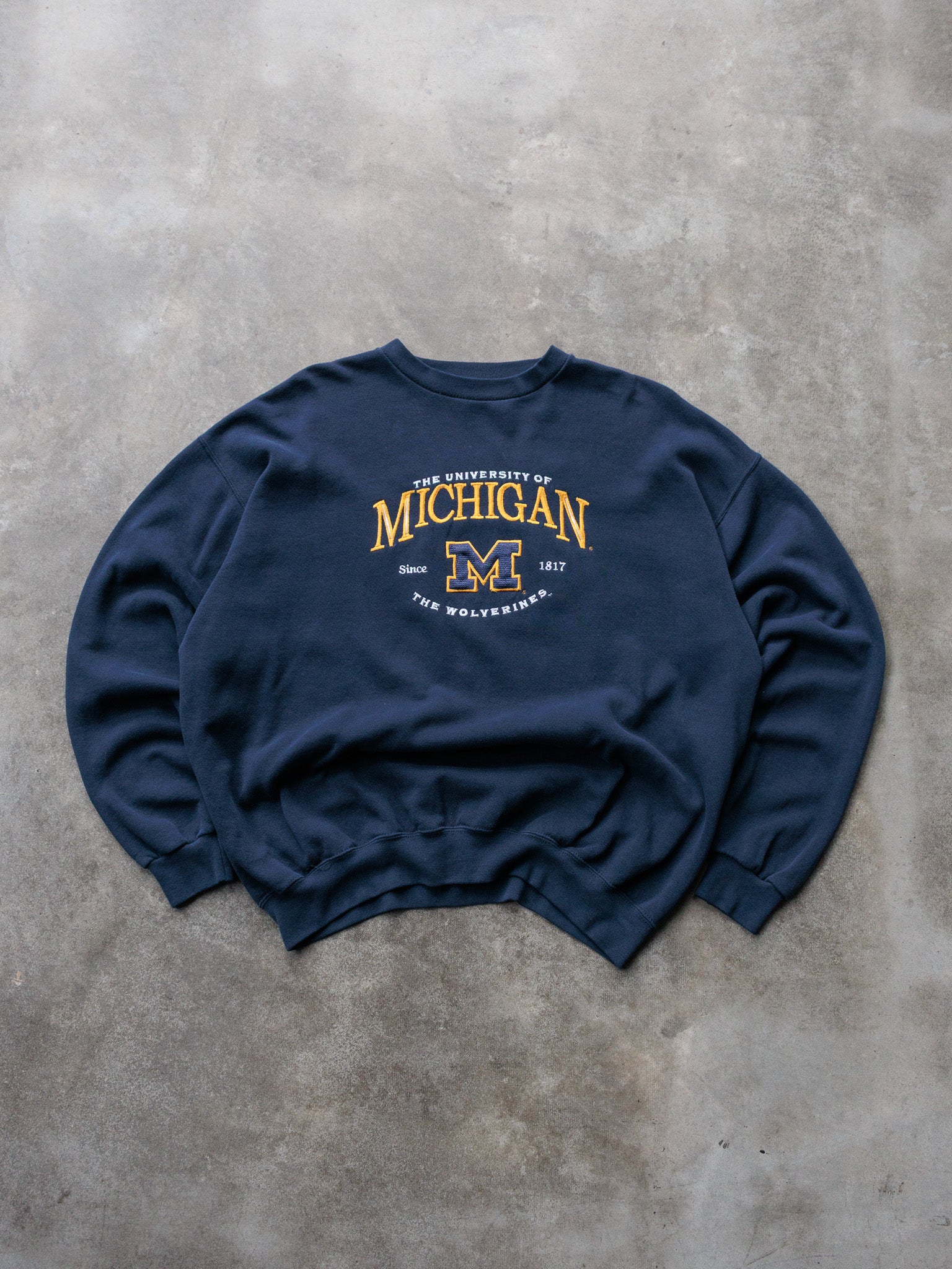 Vintage 90s Navy University of Michigan Wolverines Sweatshirt (XL)
