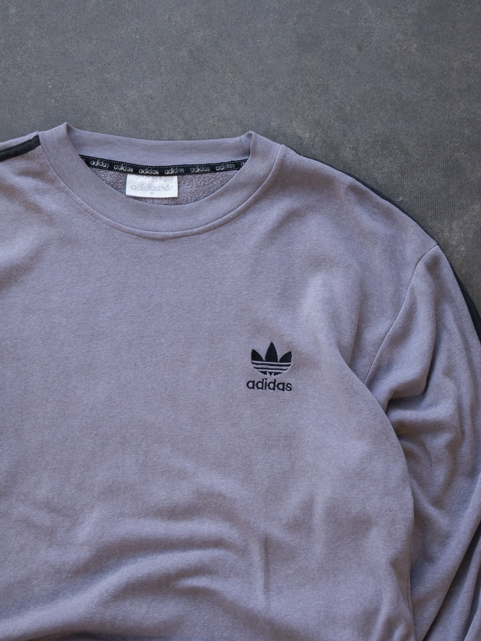 Vintage Lavender Grey Adidas Sweatshirt (M)
