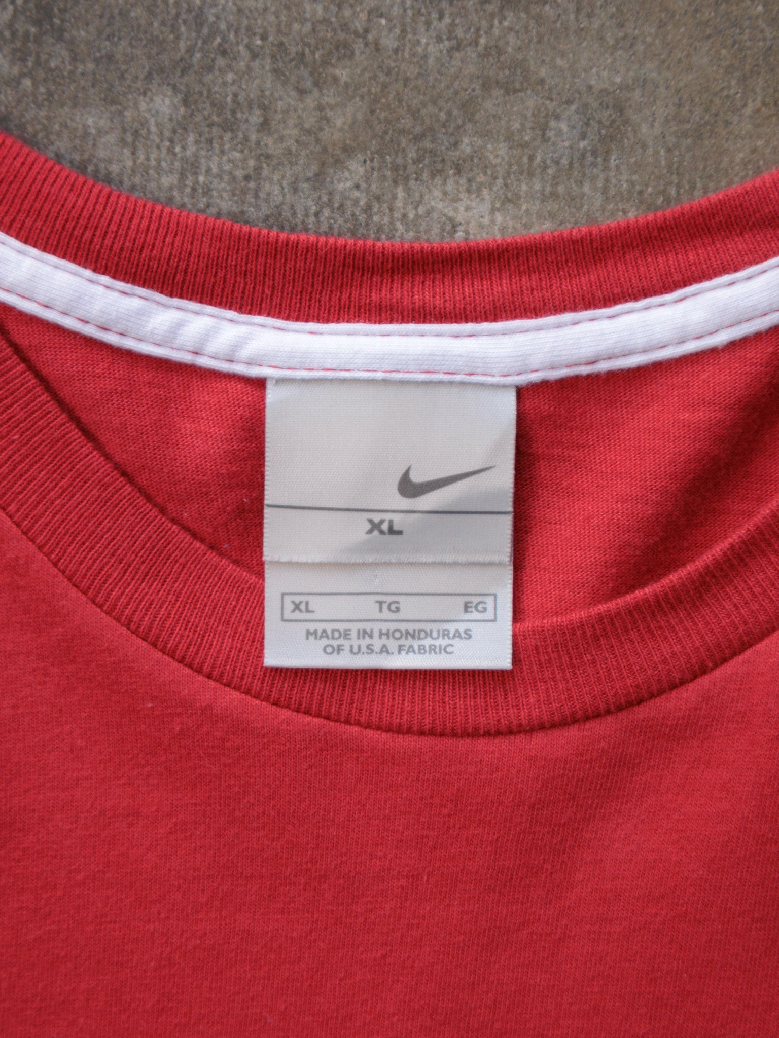 Vintage 00s Red Nike Swoosh Tee (XL)