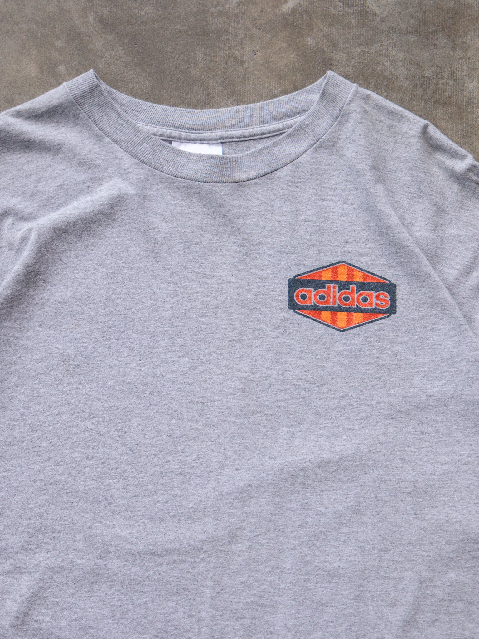 Vintage 00s Grey Adidas Tee (L)