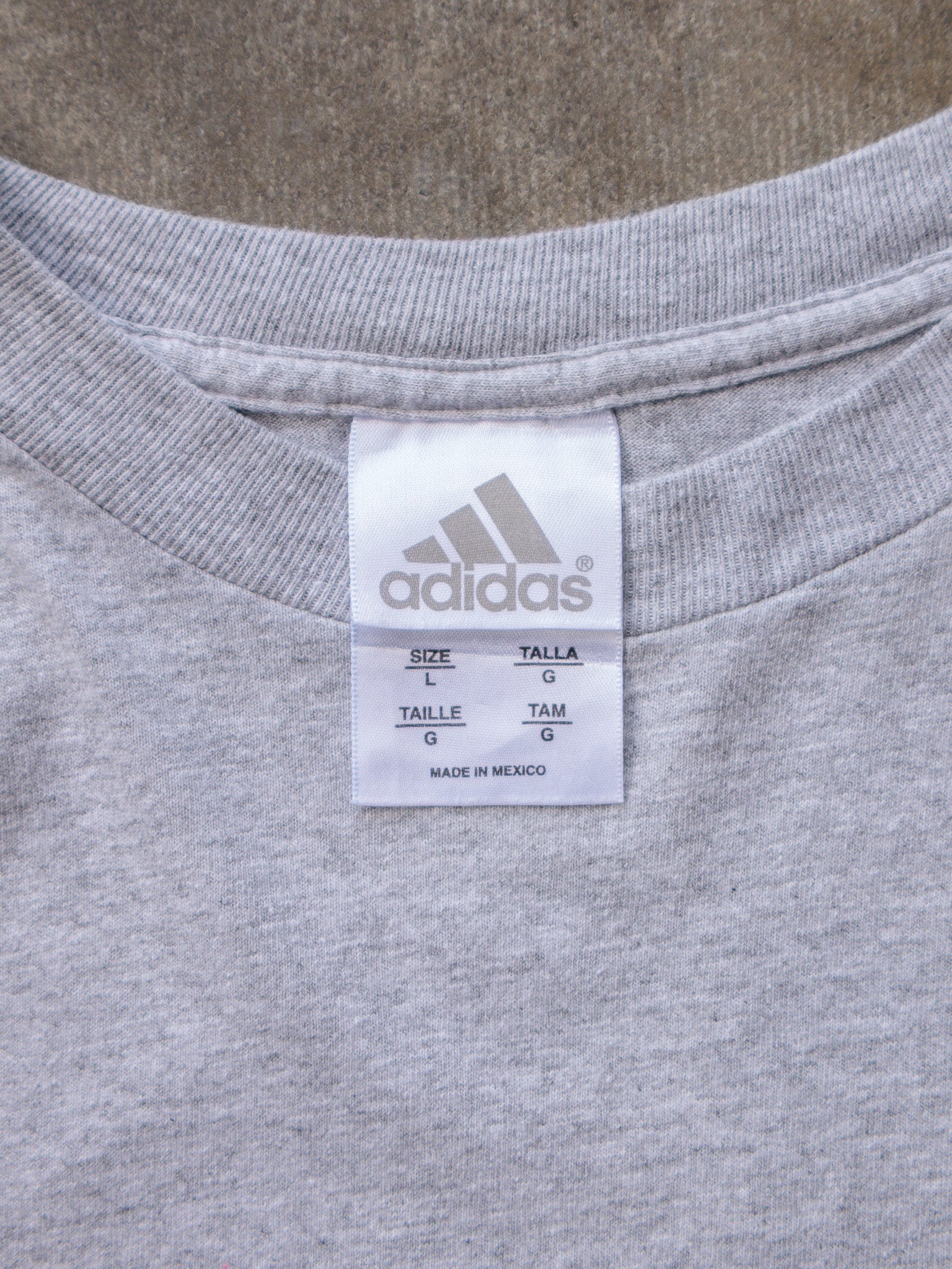 Vintage 00s Grey Adidas Tee (L)