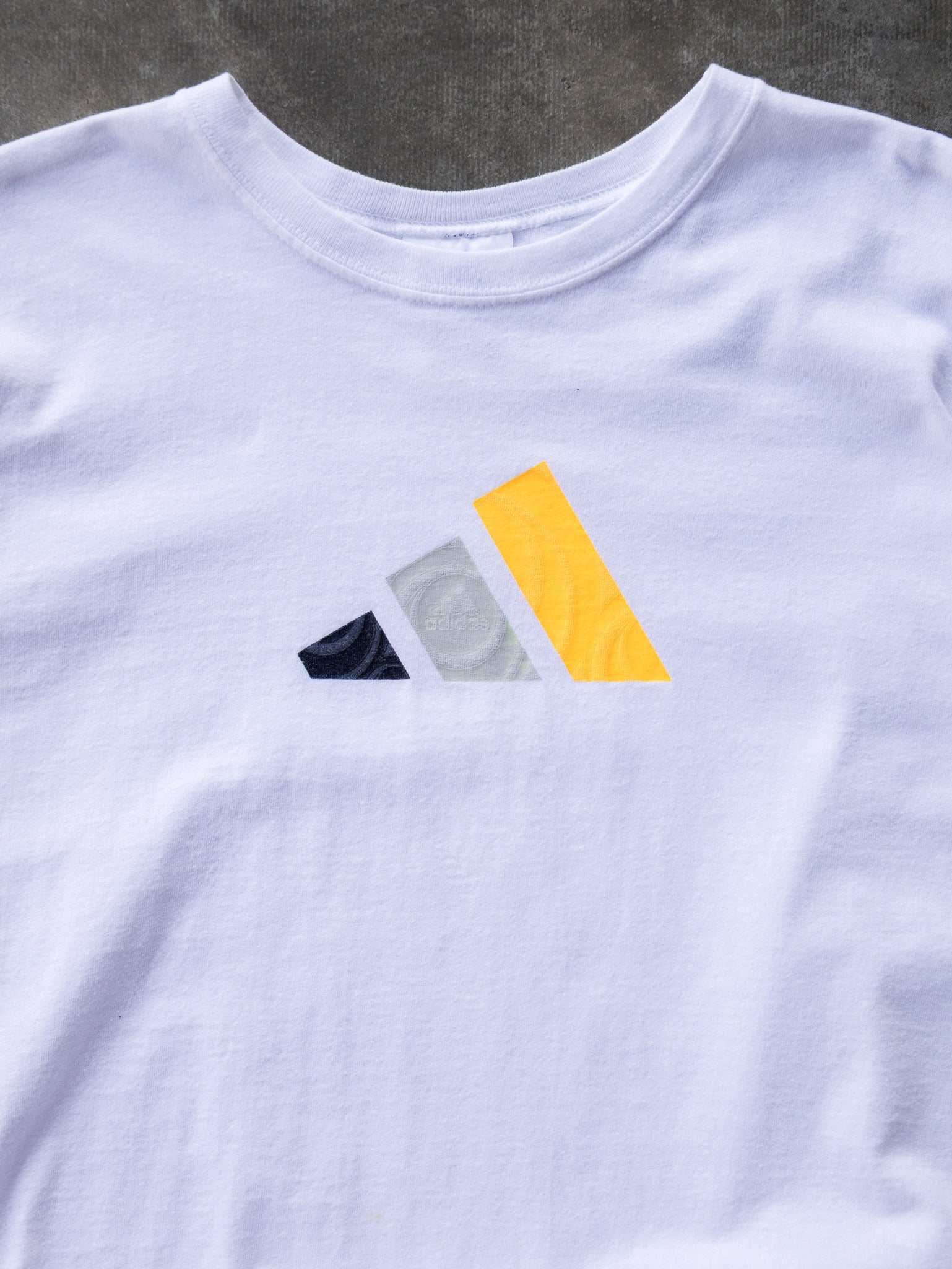 Vintage 00s White Adidas Graphic Tee (L)