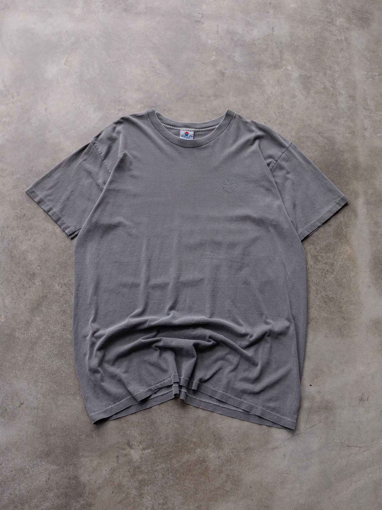 Vintage 90s Grey Pepsi Tee (L)